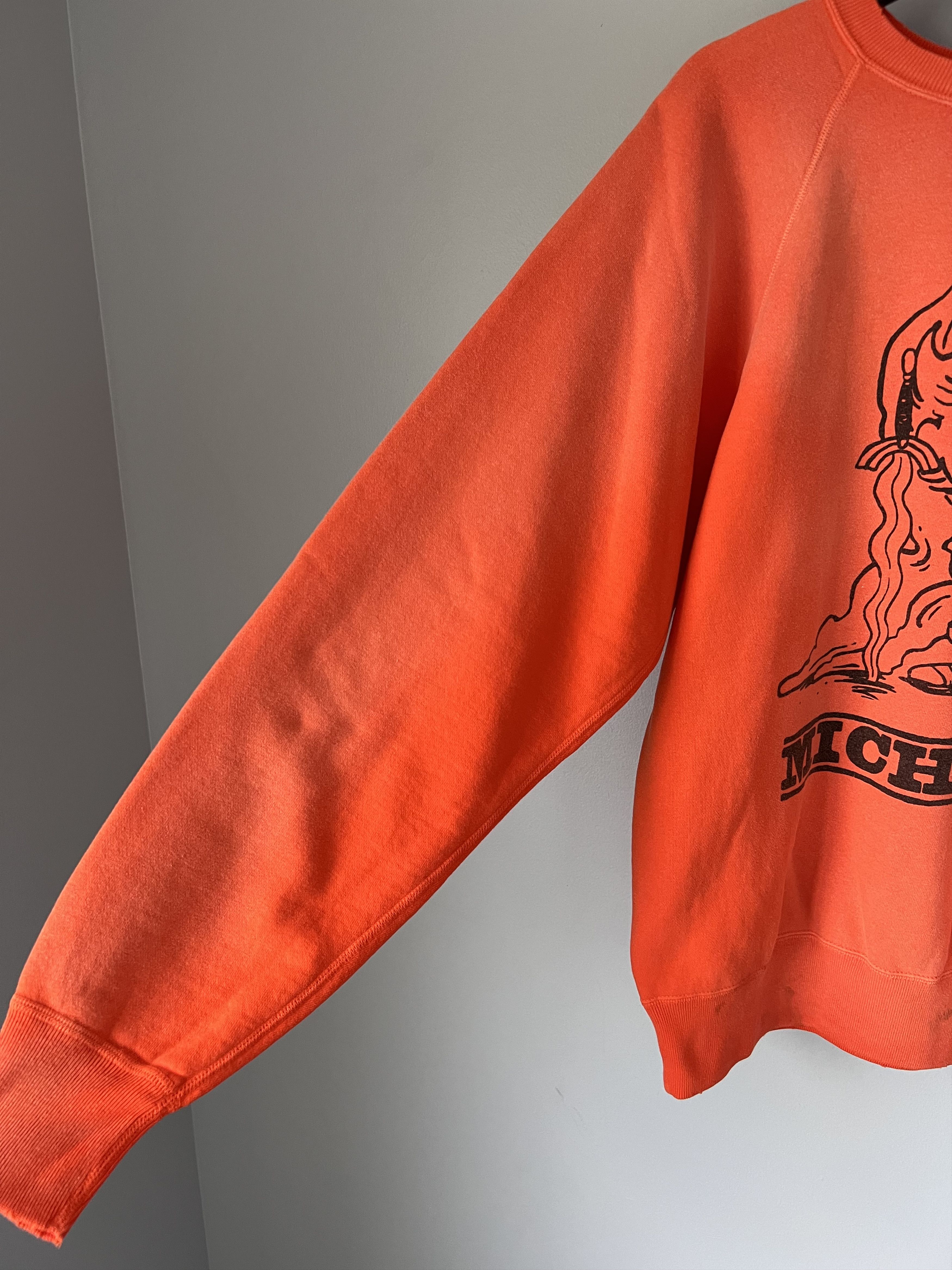 Saint Michael Saint Michael Peanuts Linus Crewneck in Orange Size US L / EU 52-54 / 3 - 4 Thumbnail