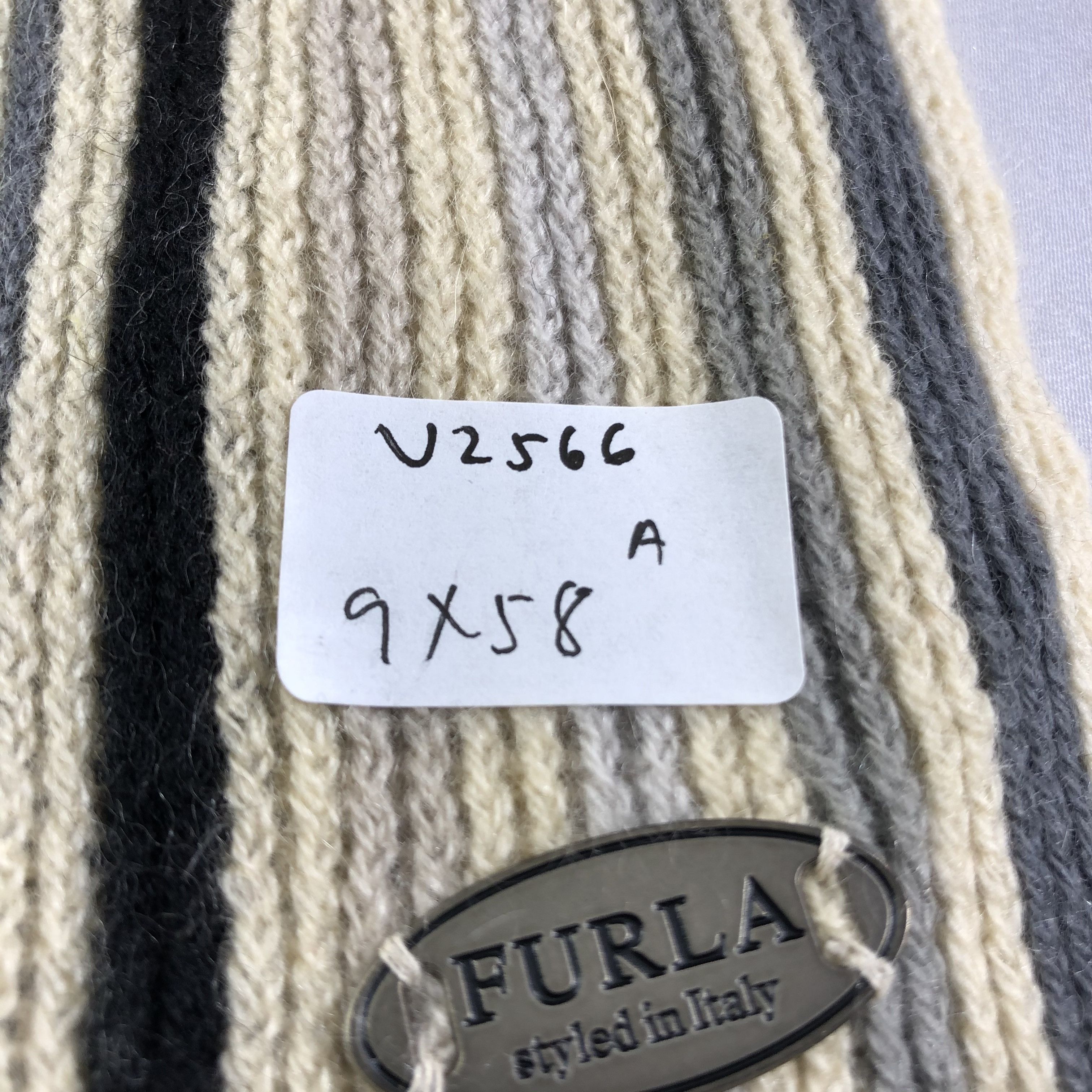 Furla Furla Angora Knit Scarf Muffler Neckwear V2566 Size ONE SIZE - 6 Thumbnail