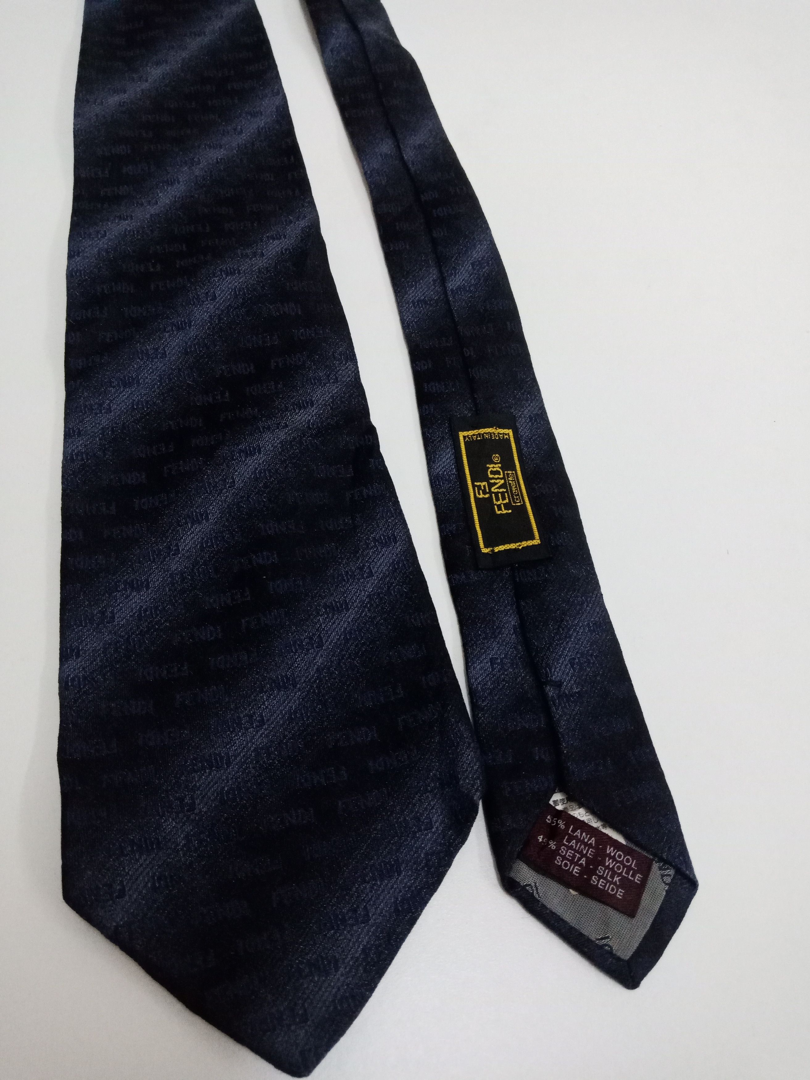 Fendi Fendi Monogram Made in Italy Size ONE SIZE - 3 Thumbnail