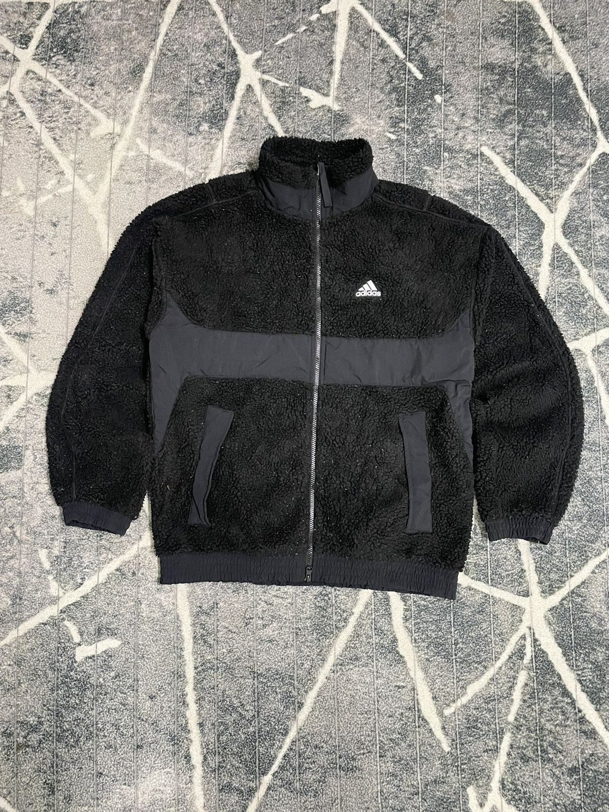 Adidas Adidas Faux Fux Outerwear Warding Loose Fit Boa Jacket KWX95 Size US M / EU 48-50 / 2 - 1 Thumbnail