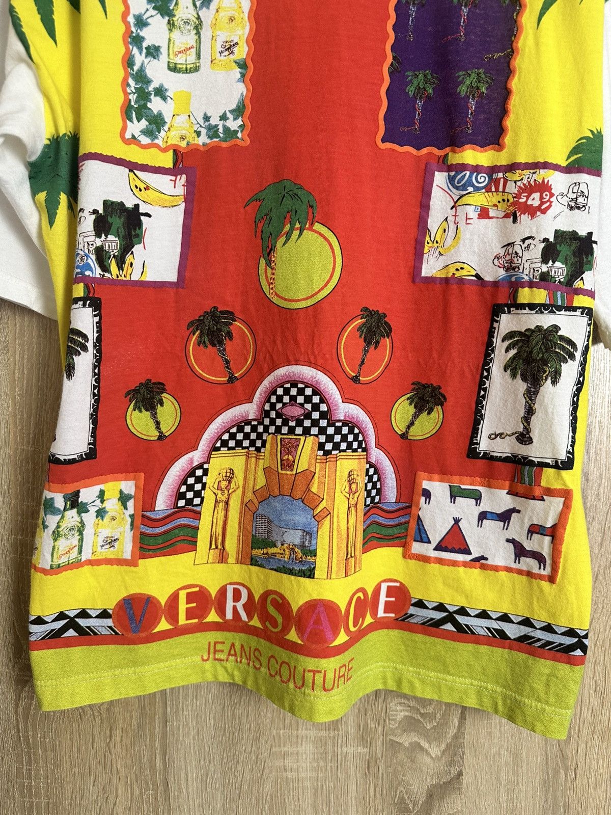Versace 🔥 Versace Jeans Couture Miami Florida Beach Vintage T Shirt Size US M / EU 48-50 / 2 - 3 Thumbnail