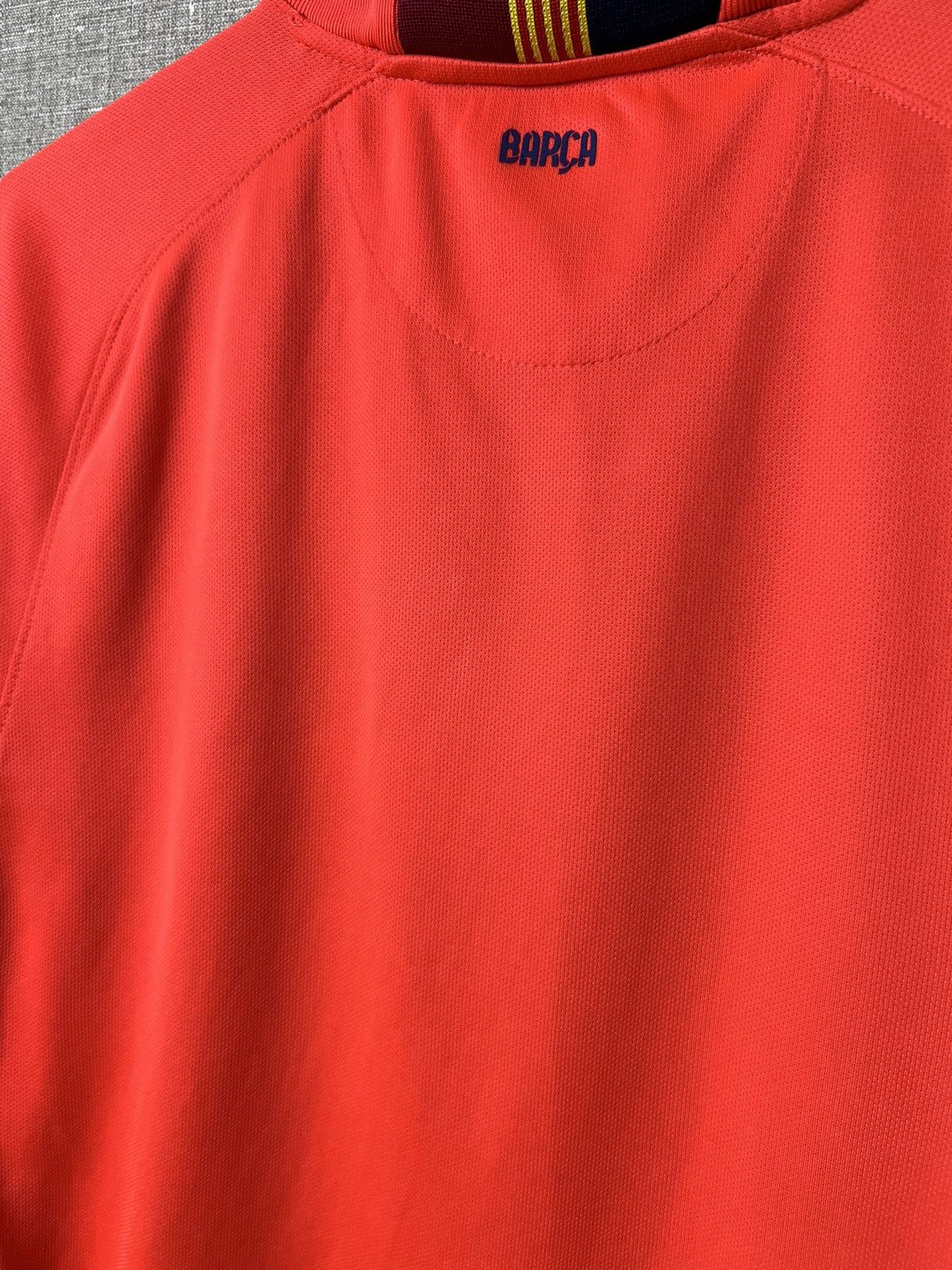 Nike Nike FC Barcelona 2014 - 2015 Away Football Soccer Jersey Size US M / EU 48-50 / 2 - 20 Thumbnail