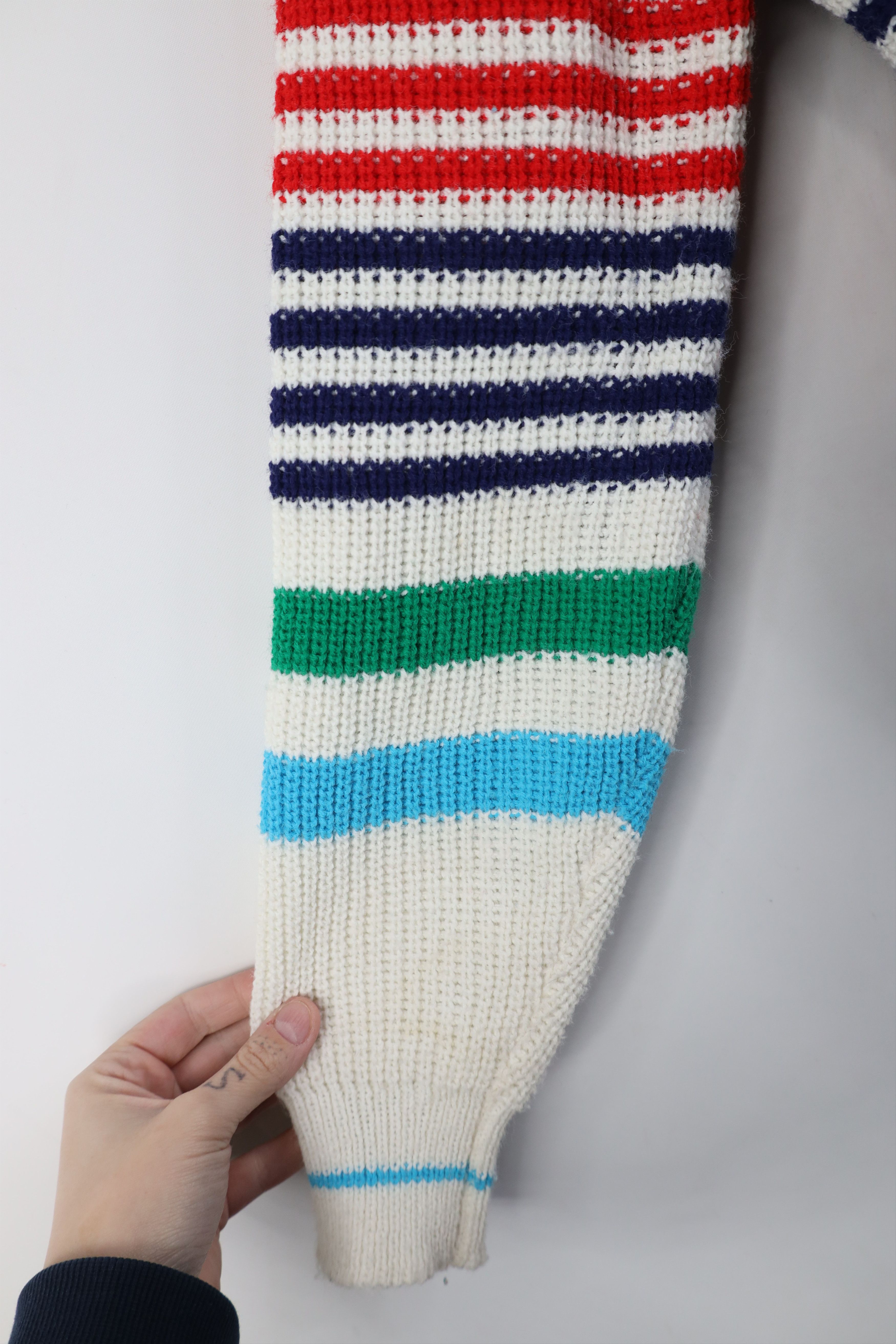 Vintage Vintage 70s Streetwear Block Ribbed Knit V-Neck Sweater Size M / US 6-8 / IT 42-44 - 4 Thumbnail