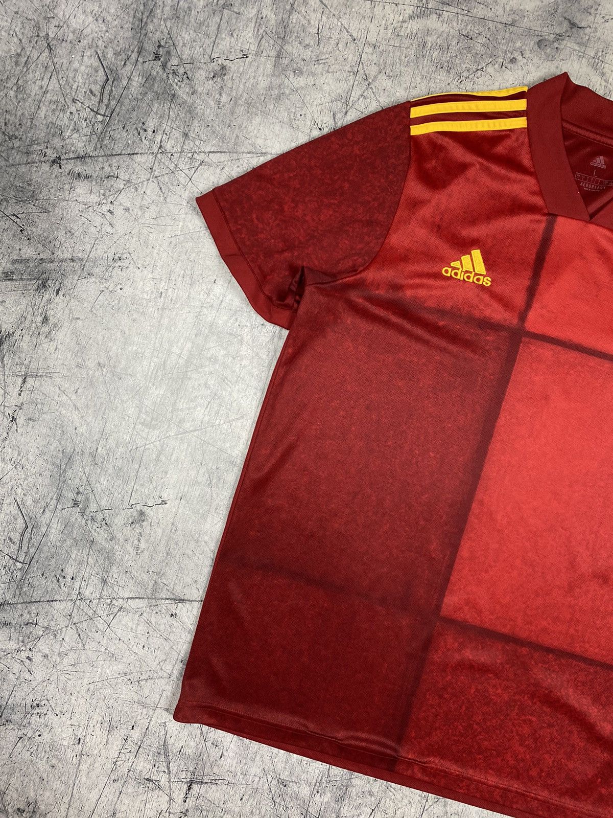 Adidas Adidas Spain Soccer Jersey T Shirts Tee Size L Size US L / EU 52-54 / 3 - 3 Thumbnail