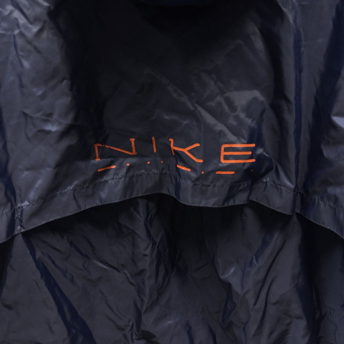 Vintage Vintage Nike Half Zip Windbreaker Anorak Navy Blue Size US L / EU 52-54 / 3 - 7 Thumbnail