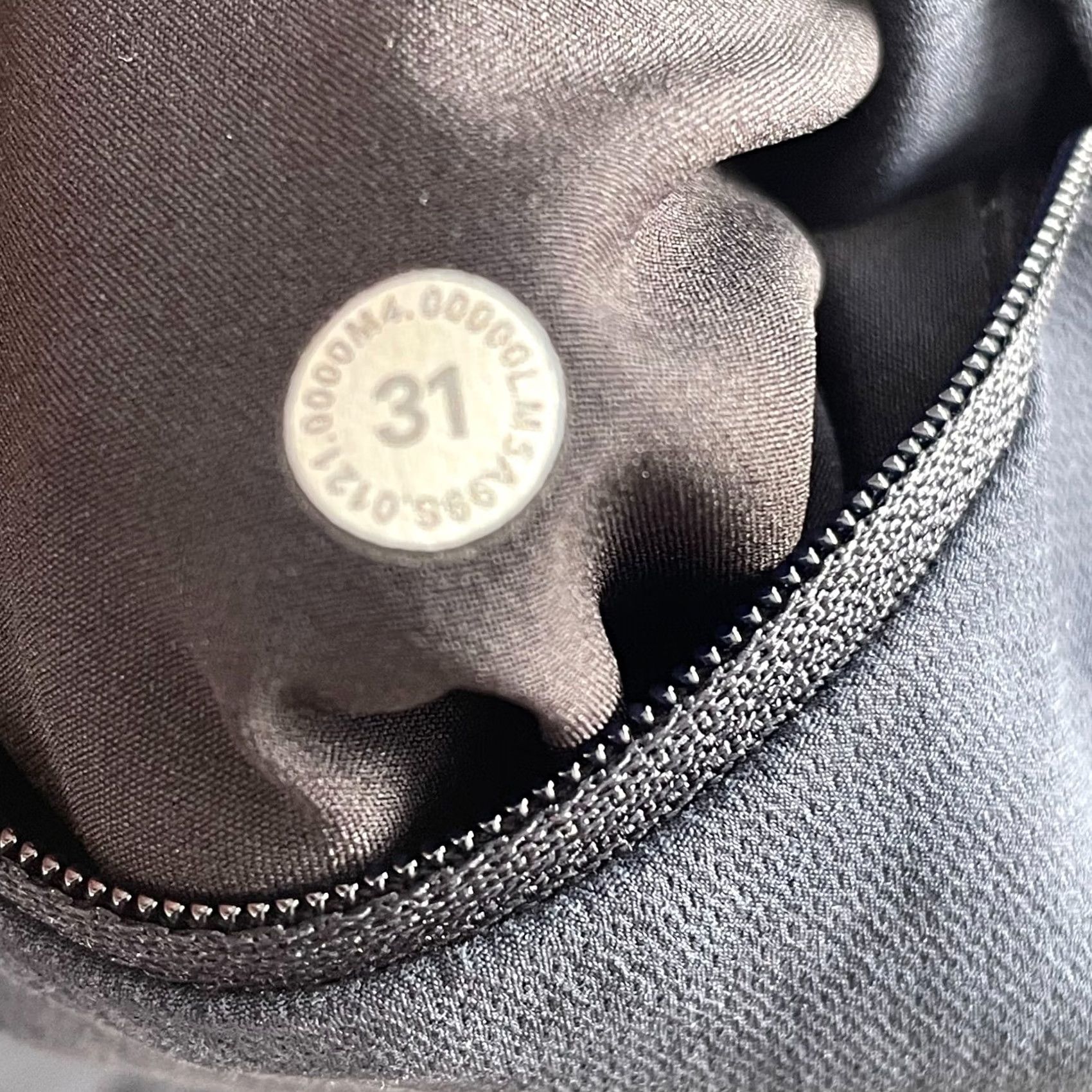 Lululemon LULULEMON New Venture Pants Men 31x26 Navy Blue Tapered Fit Zip Pockets Active Pants Mens Navy Blue 31x26 Tapered Zip Pockets Active Size US 31 - 2 Thumbnail