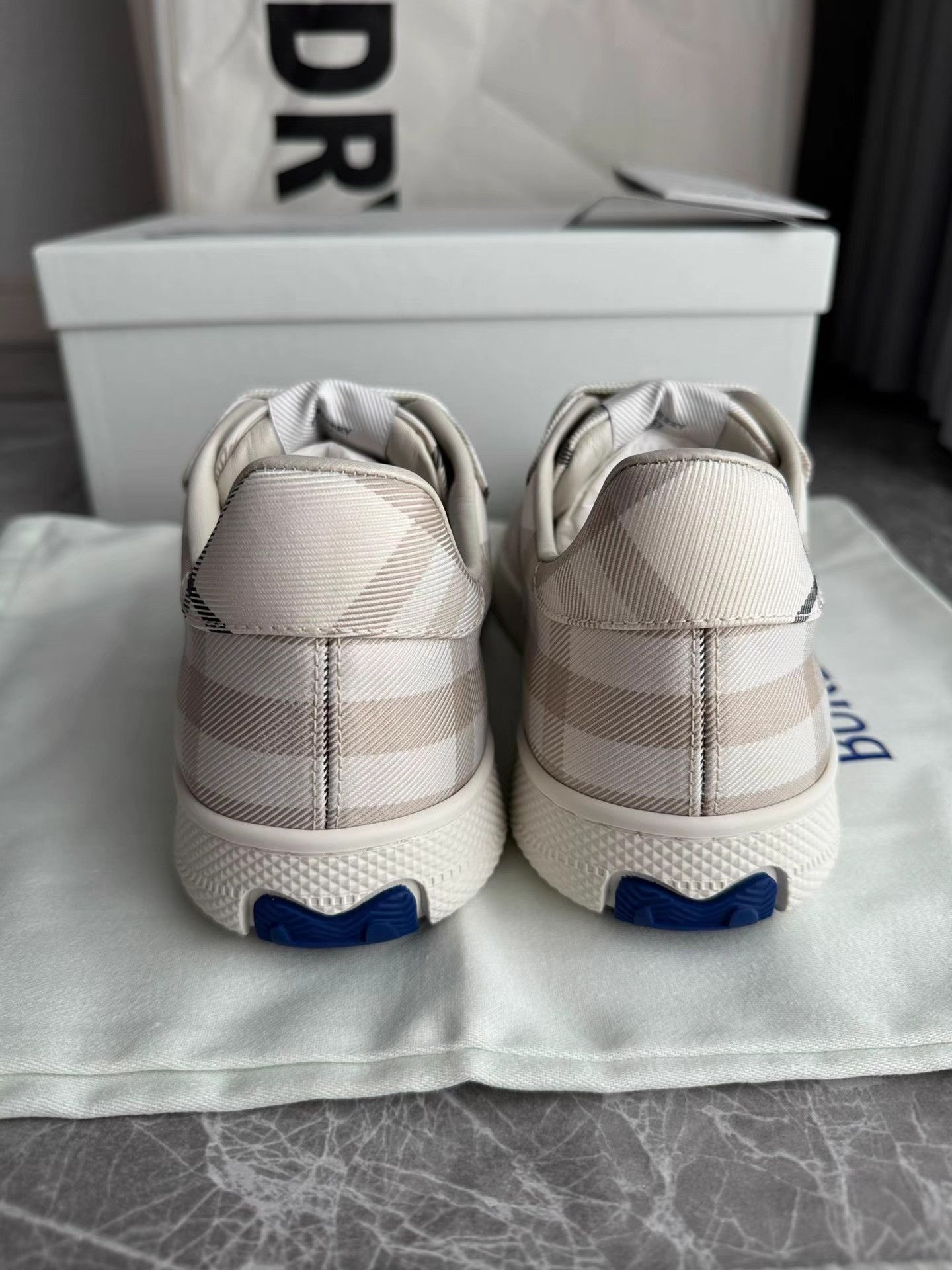 Burberry Burberry Terrace Check Sneakers K6 Size US 6 / IT 36 - 4 Thumbnail