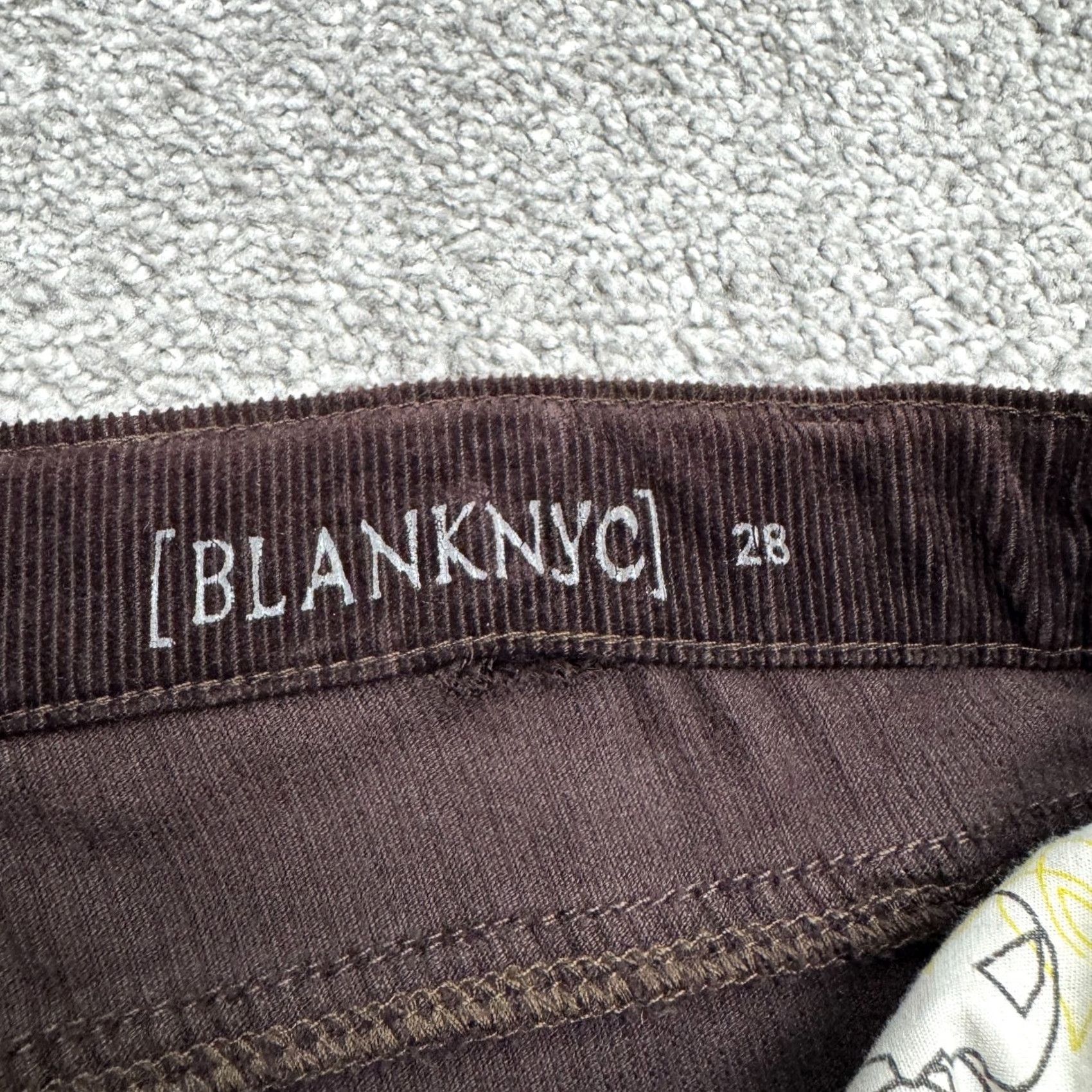 Vintage BLANKNYC Mid Rise Slim Fit Corduroy Pants Womens 28 Dark Brown 5-Pocket Stretch Size 28" / US 6 / IT 42 - 7 Thumbnail