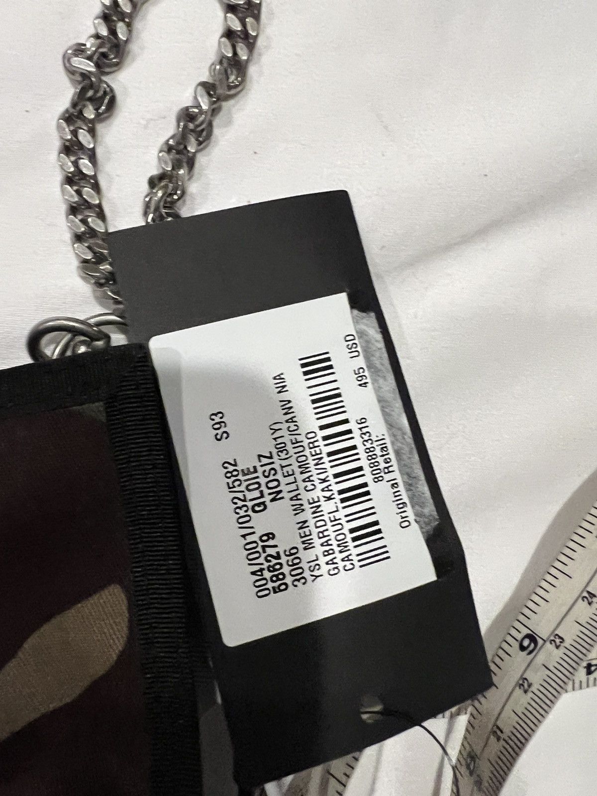 Saint Laurent Paris Saint Laurent mens camo chained wallet. $495 Size ONE SIZE - 6 Thumbnail