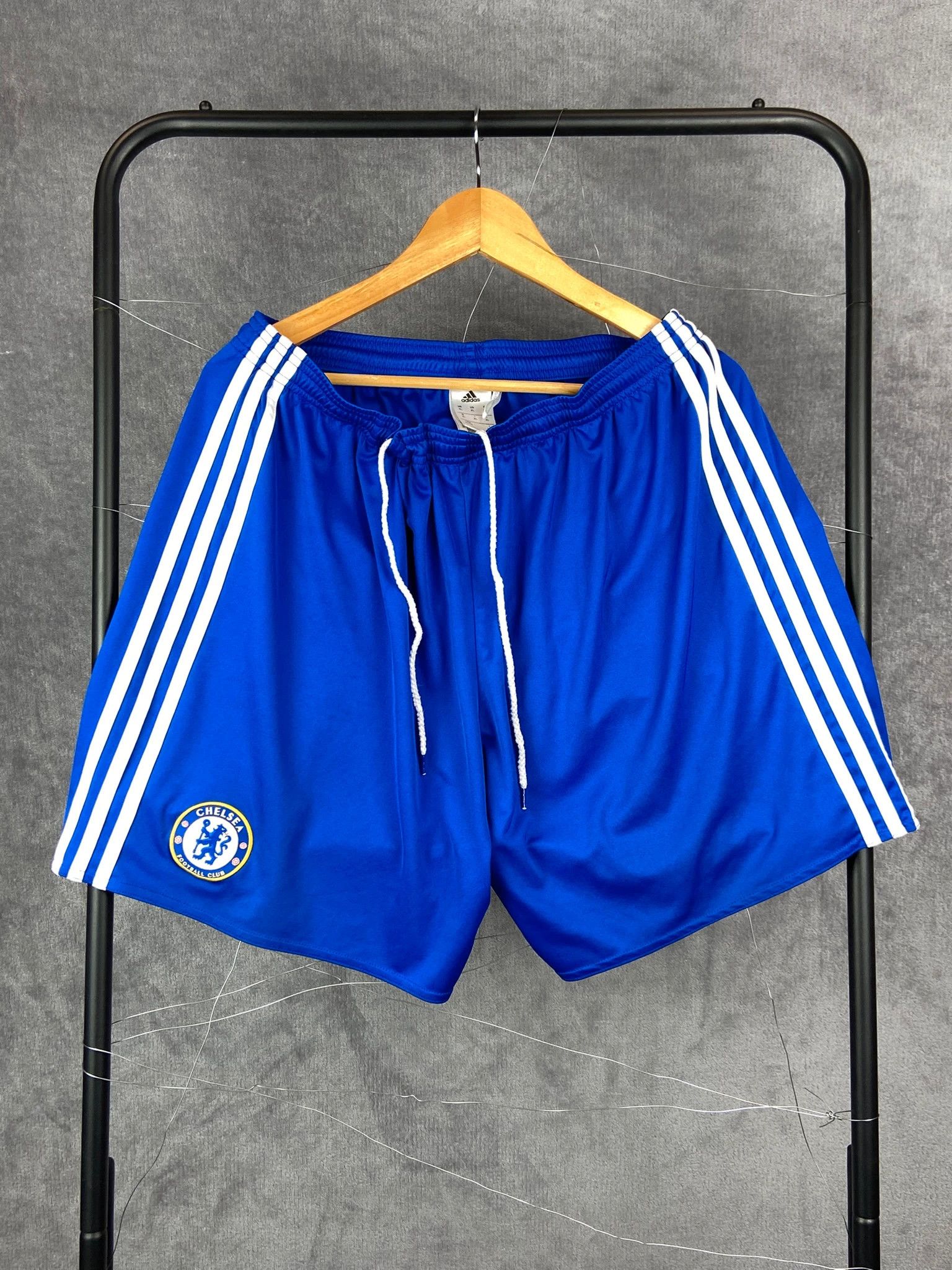 Adidas Adidas Blue Training Shorts XL Vintage Sportwear Size US 36 / EU 52 - 1 Thumbnail