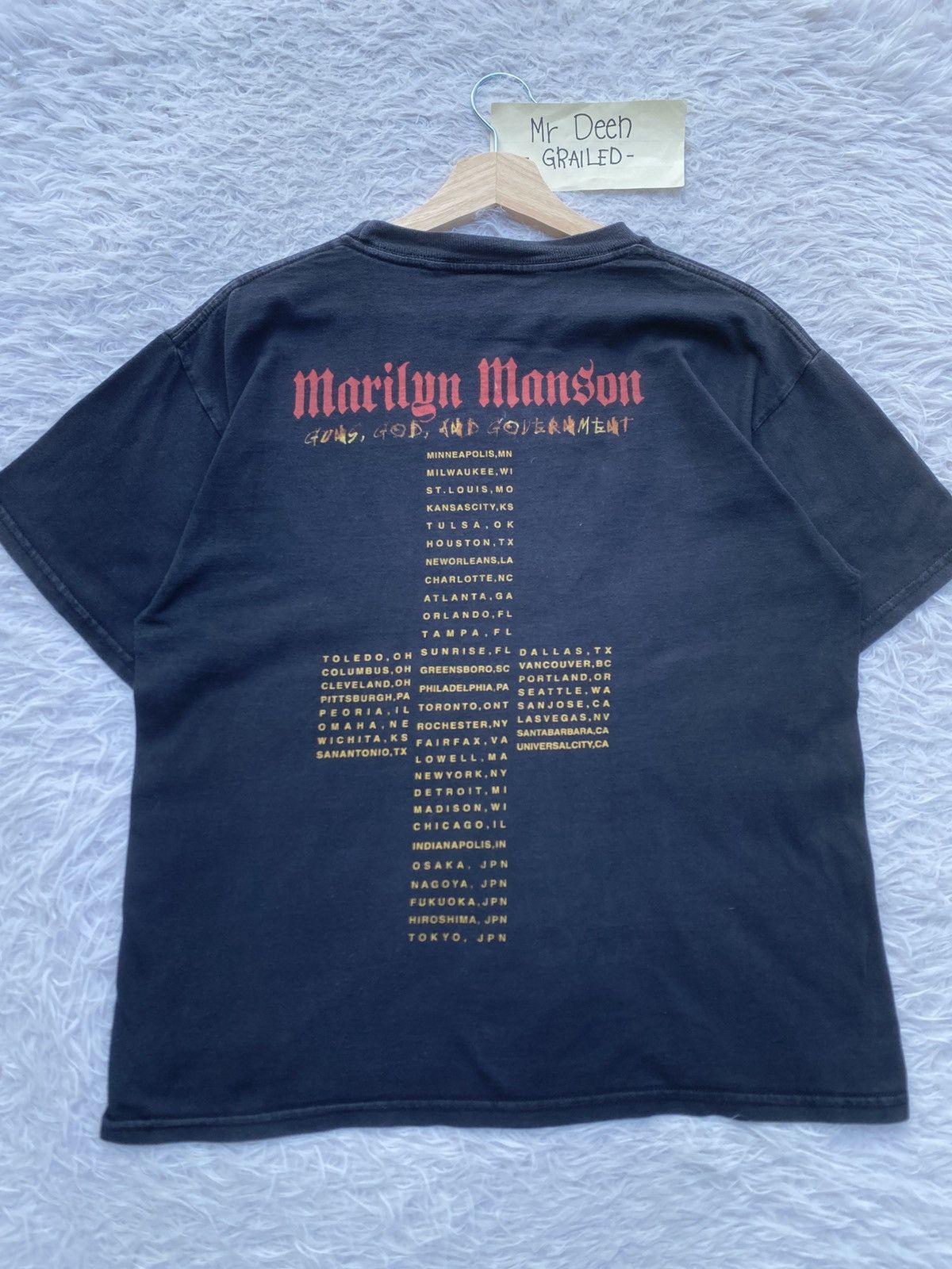 Band Tees Vtg Marylin Manson Guns, God and Government (Holy Wood Era) Size US M / EU 48-50 / 2 - 19 Thumbnail