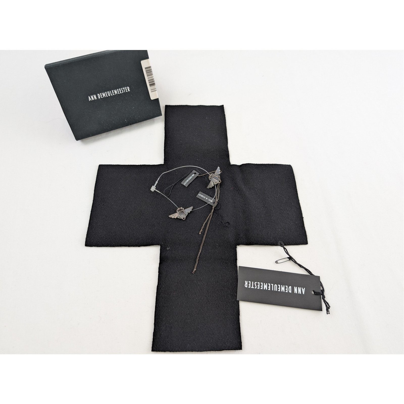 Ann Demeulemeester o1rshd1 Size: OS / Stone Beetle Earrings in Silver Size ONE SIZE - 1 Thumbnail