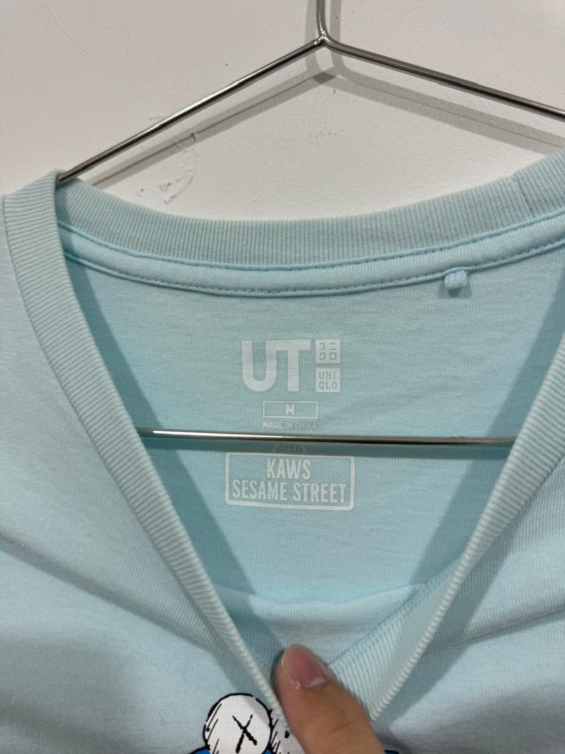 Designer × Kaws × Uniqlo Uniqlo x Kaws x Sesame Street Blue Tee Size US S / EU 44-46 / 1 - 4 Thumbnail
