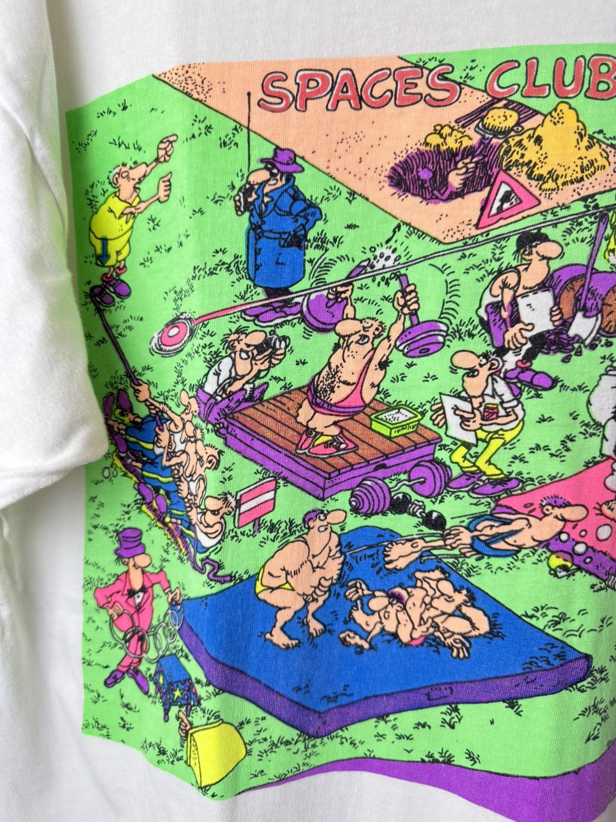 Vintage 80-90’s Vintage Boxy Art Gym Wrestling Gum T Shirt Size US M / EU 48-50 / 2 - 3 Thumbnail