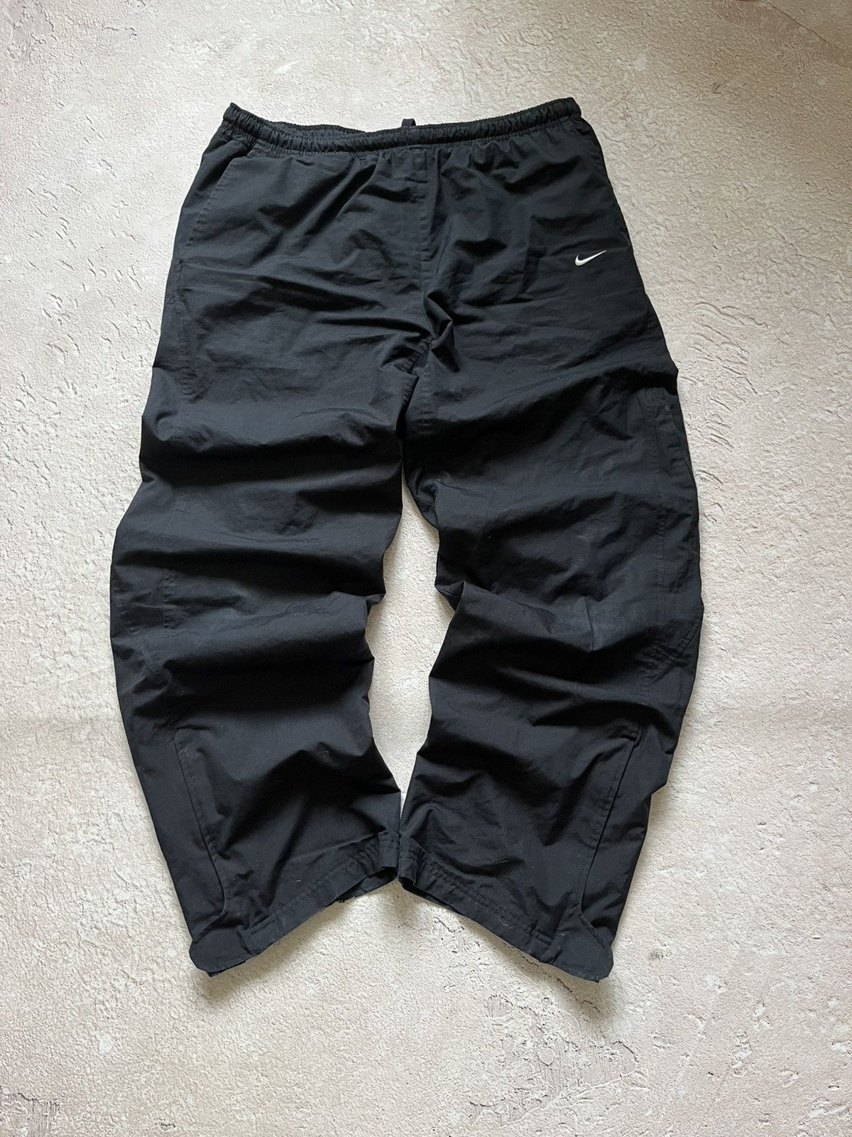 Nike NIKE VINTAGE BLACK TRACK PANTS • Y2K / TECH / ARCHIVE 00s Size US 35 - 2 Thumbnail