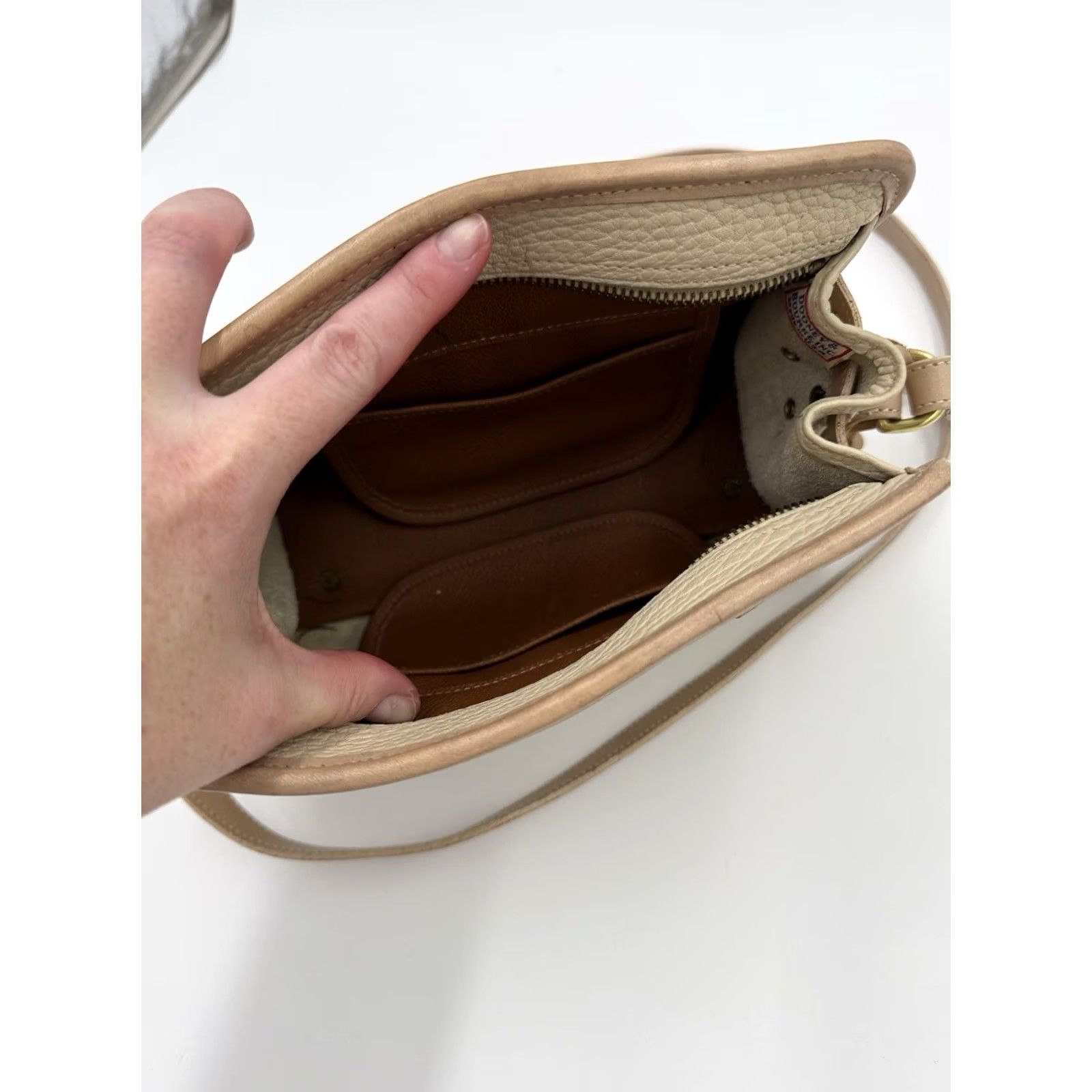 Dooney & Bourke VINTAGE Dooney & Bourke Crossbody Purse USA Pebbled Leather Brown Tan Solid Brass Buckle Zip Women Size ONE SIZE - 7 Thumbnail