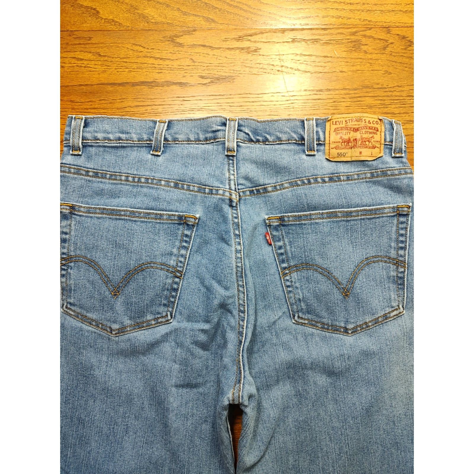 Levi's VINTAGE Levi's 550 Jeans Mens Baggy Relaxed Light Blue Denim 37x37 5-Pocket ZIp Closure 90s Y2K USA Jeans Mens Size US 37 - 3 Thumbnail