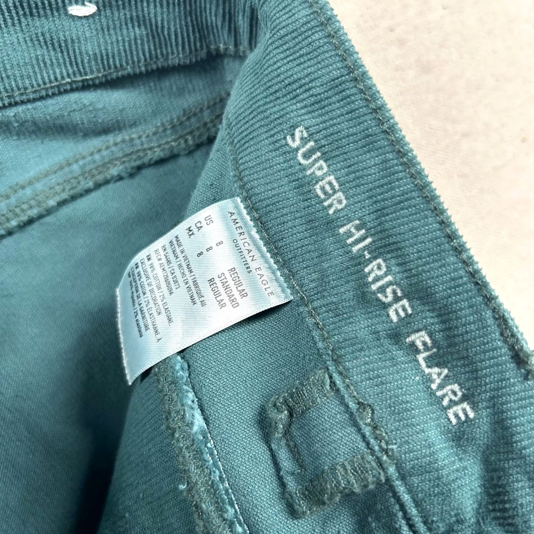 American Eagle Outfitters VINTAGE American Eagle Pants Womens 8 High Rise Flare Corduroy Green Bell Bottom Shirt/ Pants/ Chino? Size 30" / US 8 / IT 44 - 4 Thumbnail