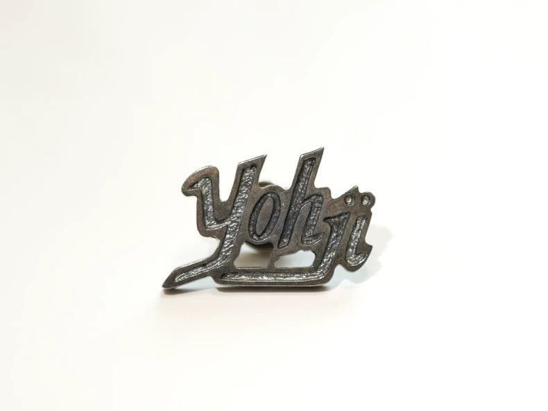 Yohji Yamamoto Yohji Yamamoto Yohji Yamamoto Brooch Pin Accessory Size ONE SIZE - 1 Thumbnail