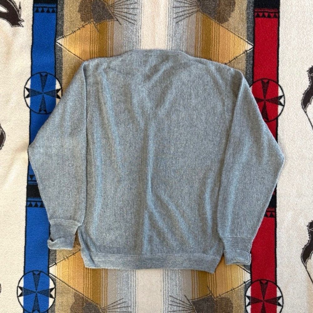 Vintage VINTAGE The Fox JCPenney Pullover Knit Sweater Men L Gray 80s V-Neck Long Sleeve Solid Casual Workwear 70s/80s Size US L / EU 52-54 / 3 - 4 Thumbnail