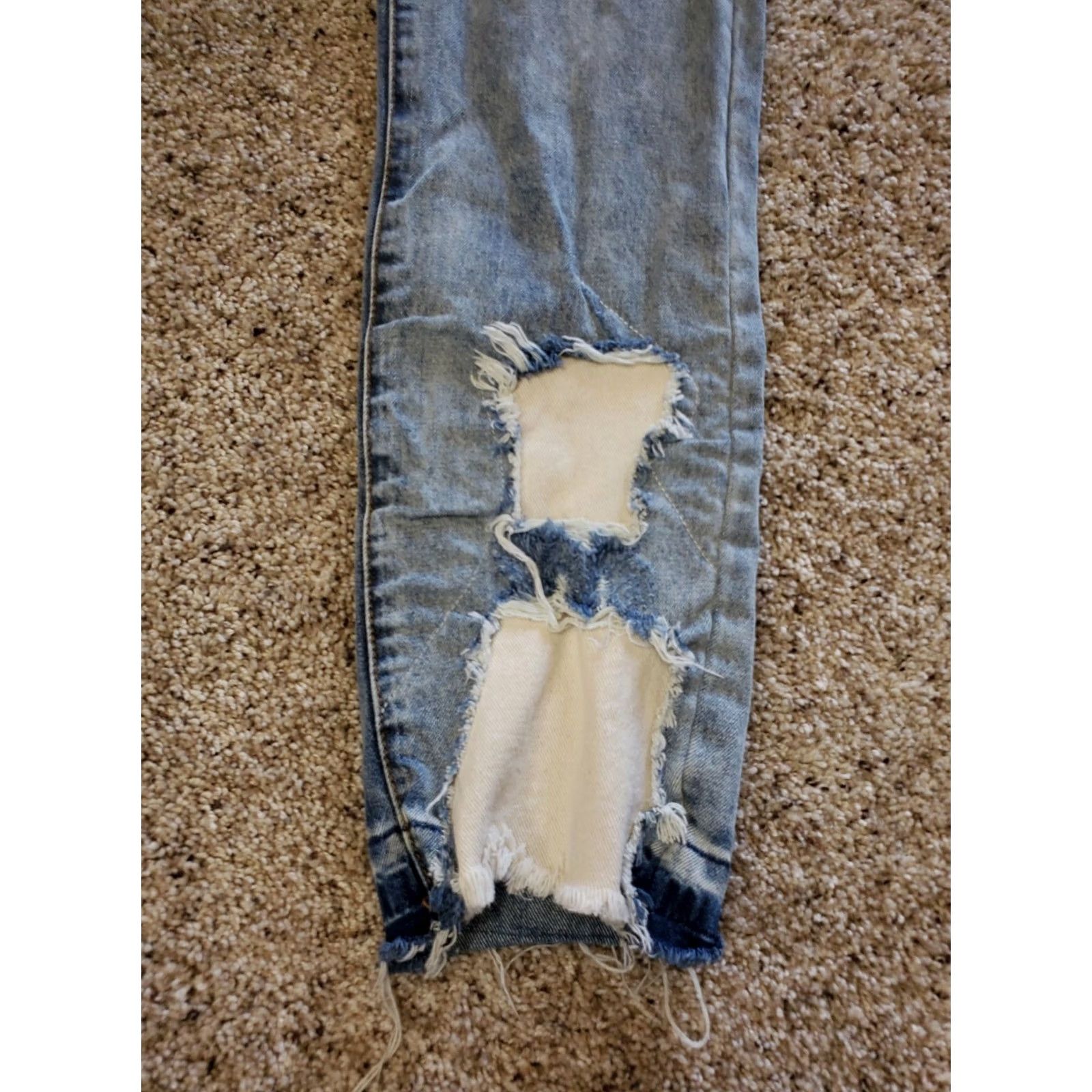 MNML Mnml War Jeans 31 Mens Blue Light Wash Raw Hem Stretch Denim Embroidered Jeans Size US 32 / EU 48 - 3 Thumbnail