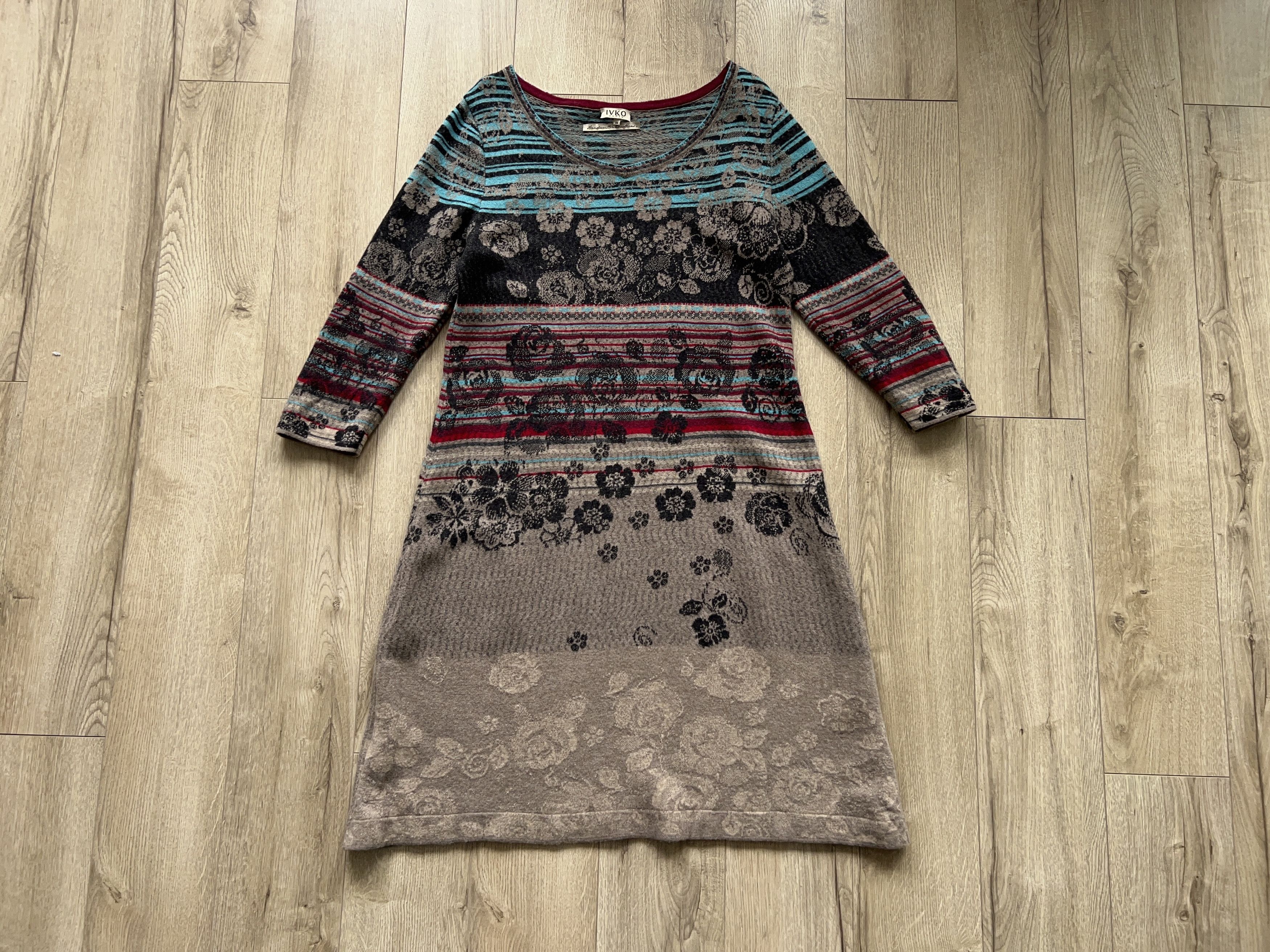 Designer × Traditional Weatherwear IVKO Traditional Float Floral Dress Multicolor Knee Length Size M / US 6-8 / IT 42-44 - 1 Thumbnail