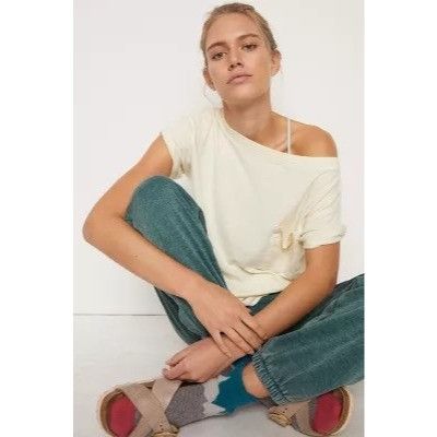 Anthropologie T.La Nalani Cream Boat Neck Tee Size XS / US 0-2 / IT 36-38 - 1 Thumbnail