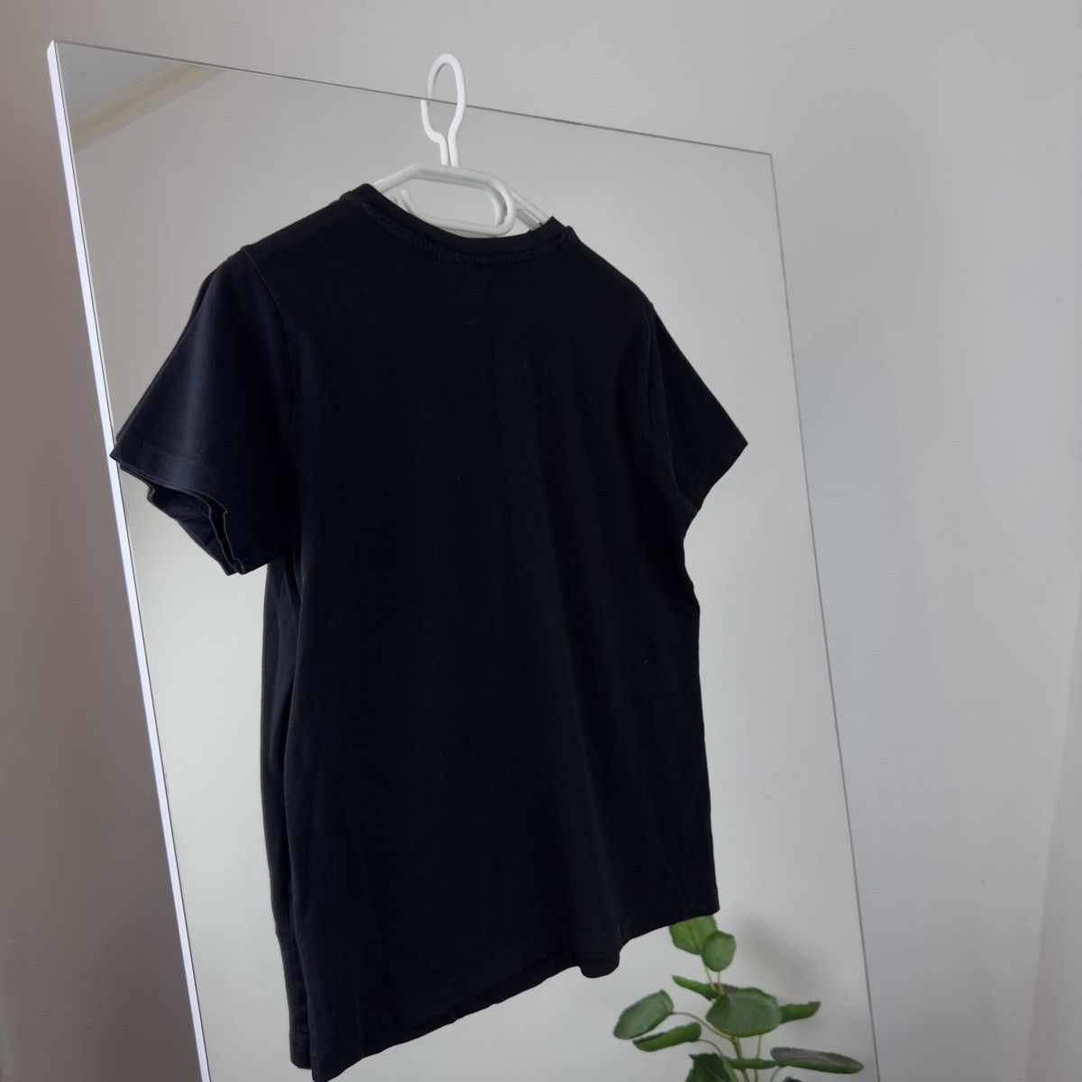 Billie Eilish Billie Ellish T-shirt Big Logo Face Y2K Style Pop Band Tee Size US S / EU 44-46 / 1 - 4 Thumbnail