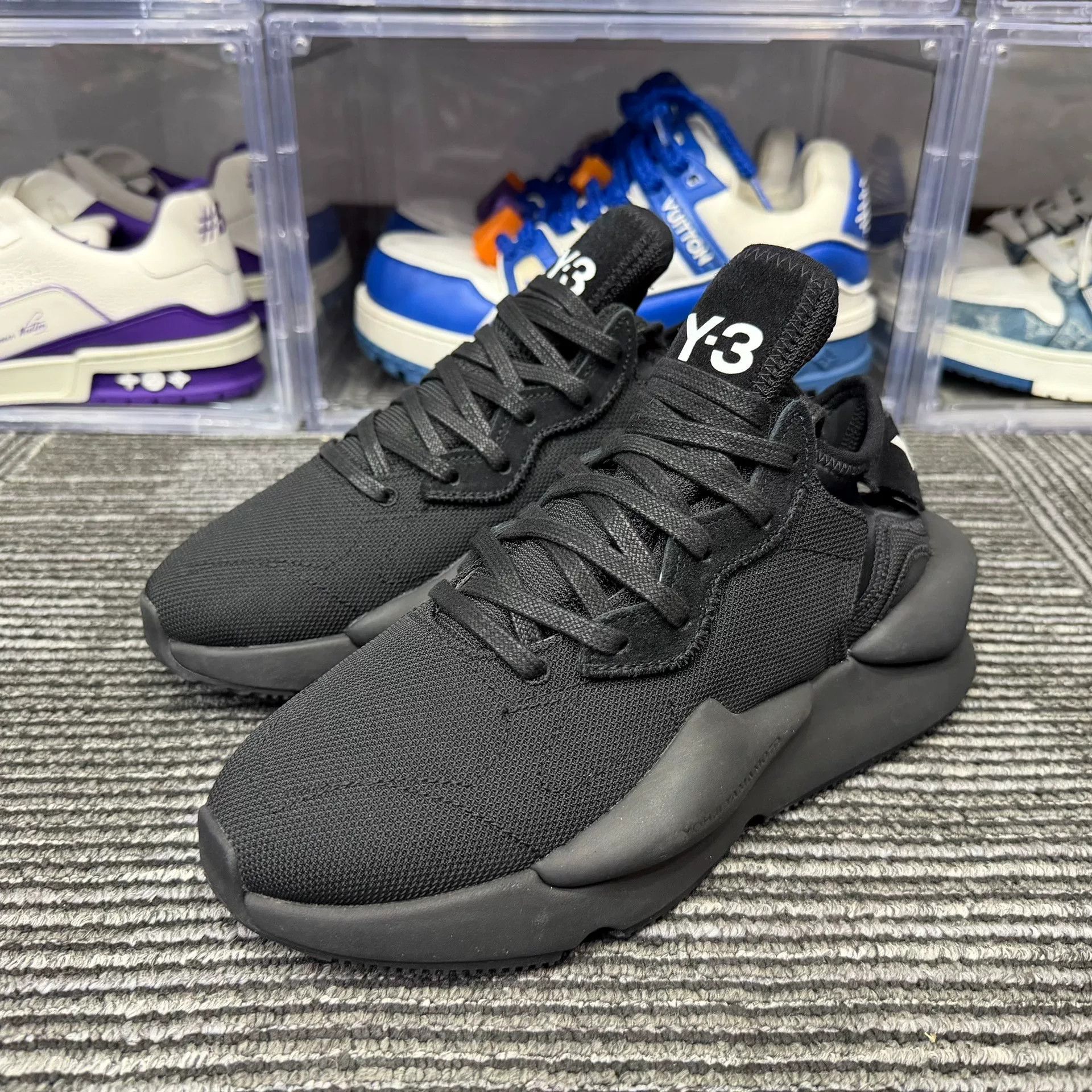 Y-3 Y-3 Casual Lowtop Sneakers us_7-5 Women Size US 7.5 / IT 37.5 - 1 Thumbnail