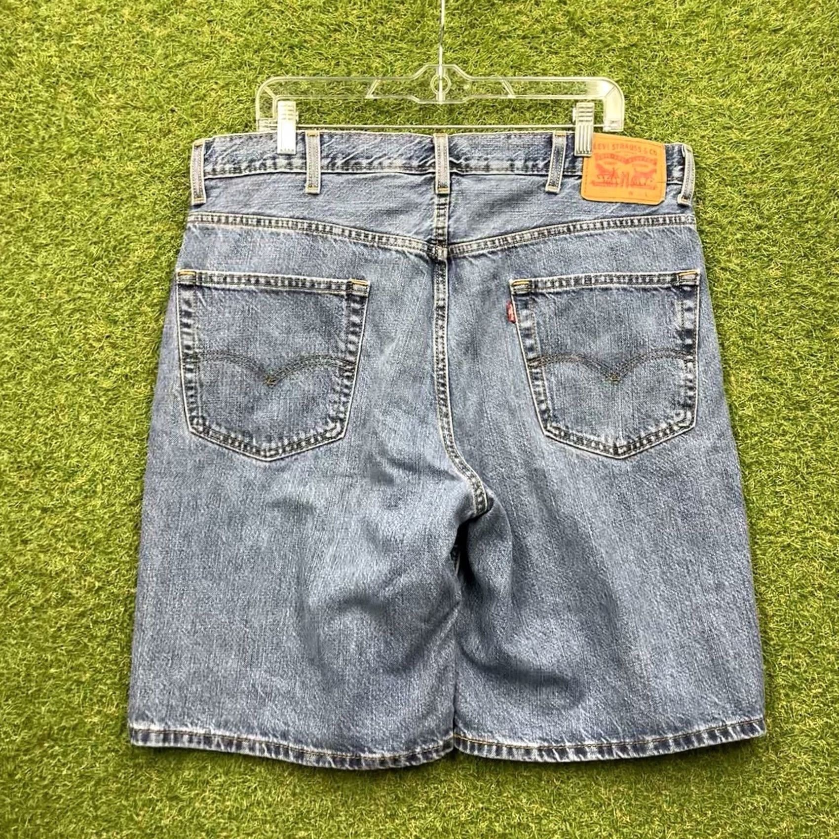 Levi's VINTAGE Levi's 550 Jorts Men 38 Medium Wash Denim Pocket 5-Pocket Relaxed 90s Y2K Curvy Baggy Skater Mens Blue Jeans Short Size US 38 / EU 54 - 2 Thumbnail