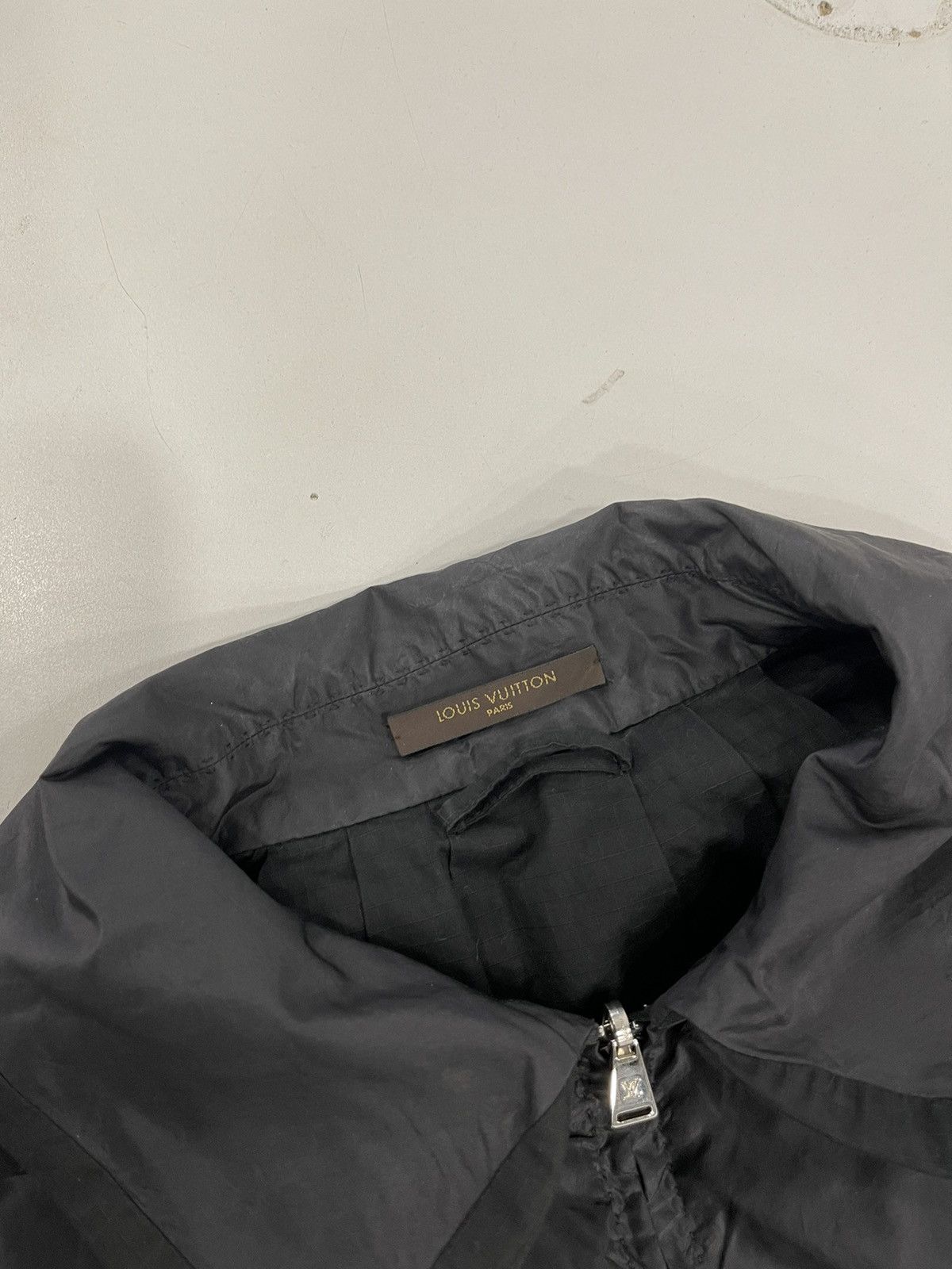 Designer × Louis Vuitton Louis Vuitton 2000s vintage silk jacket Size XS / US 0-2 / IT 36-38 - 3 Thumbnail