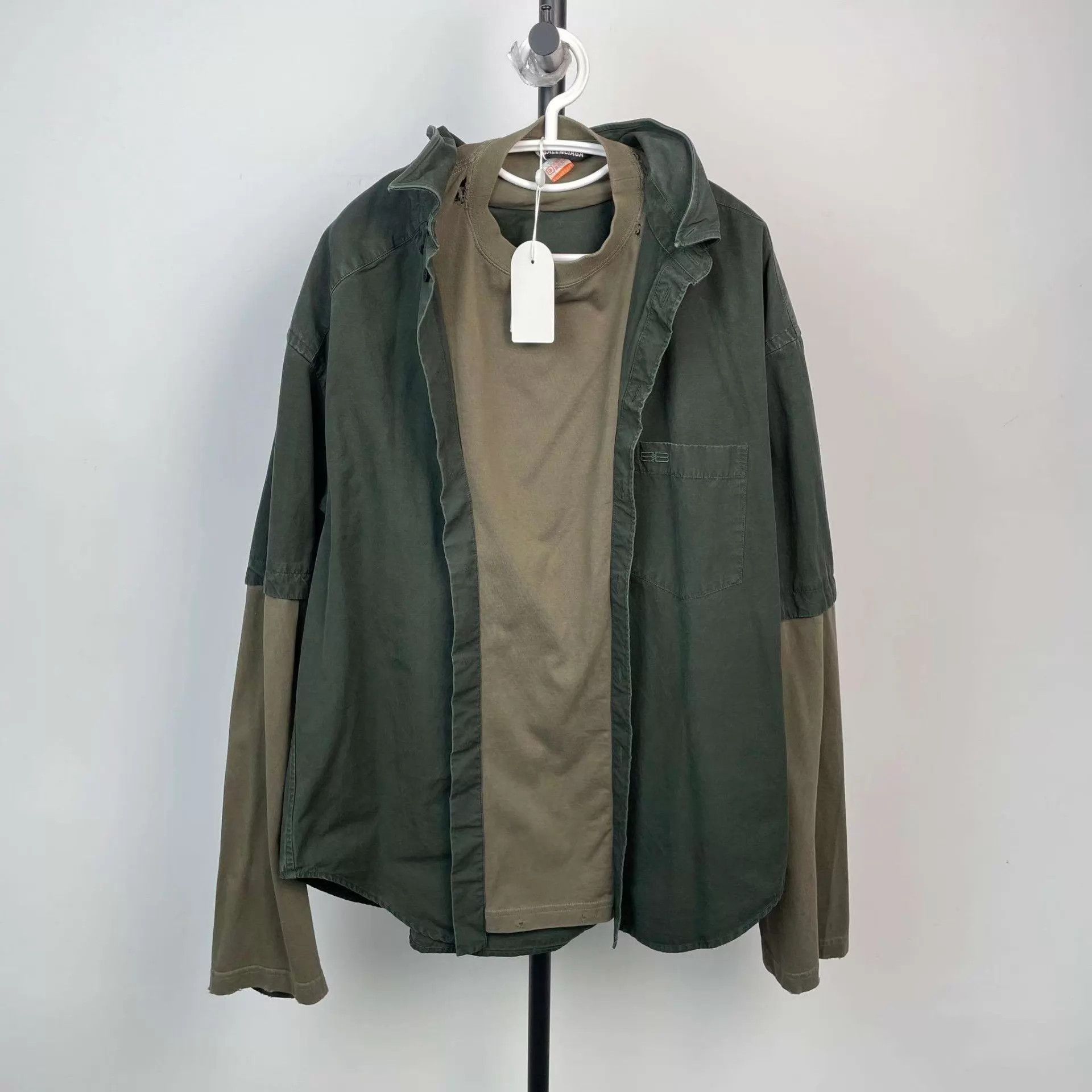 Balenciaga Balenciaga Green Colorblocked Layered Shirt 175 95 New Size US M / EU 48-50 / 2 - 1 Thumbnail