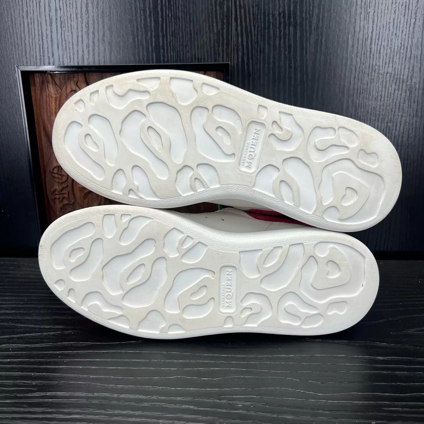 Alexander McQueen McQueen Women's White & Pink Suede Shoes Size 37.5 Size US 7 / IT 37 - 6 Thumbnail