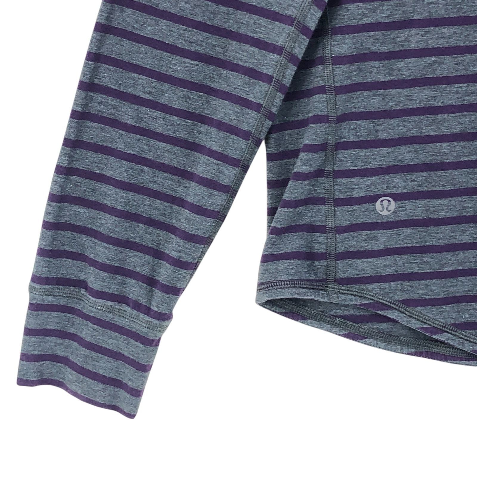 Lululemon Lululemon Size L Shirt Henley Long Sleeve Stripe Gray Purple Size US L / EU 52-54 / 3 - 11 Thumbnail