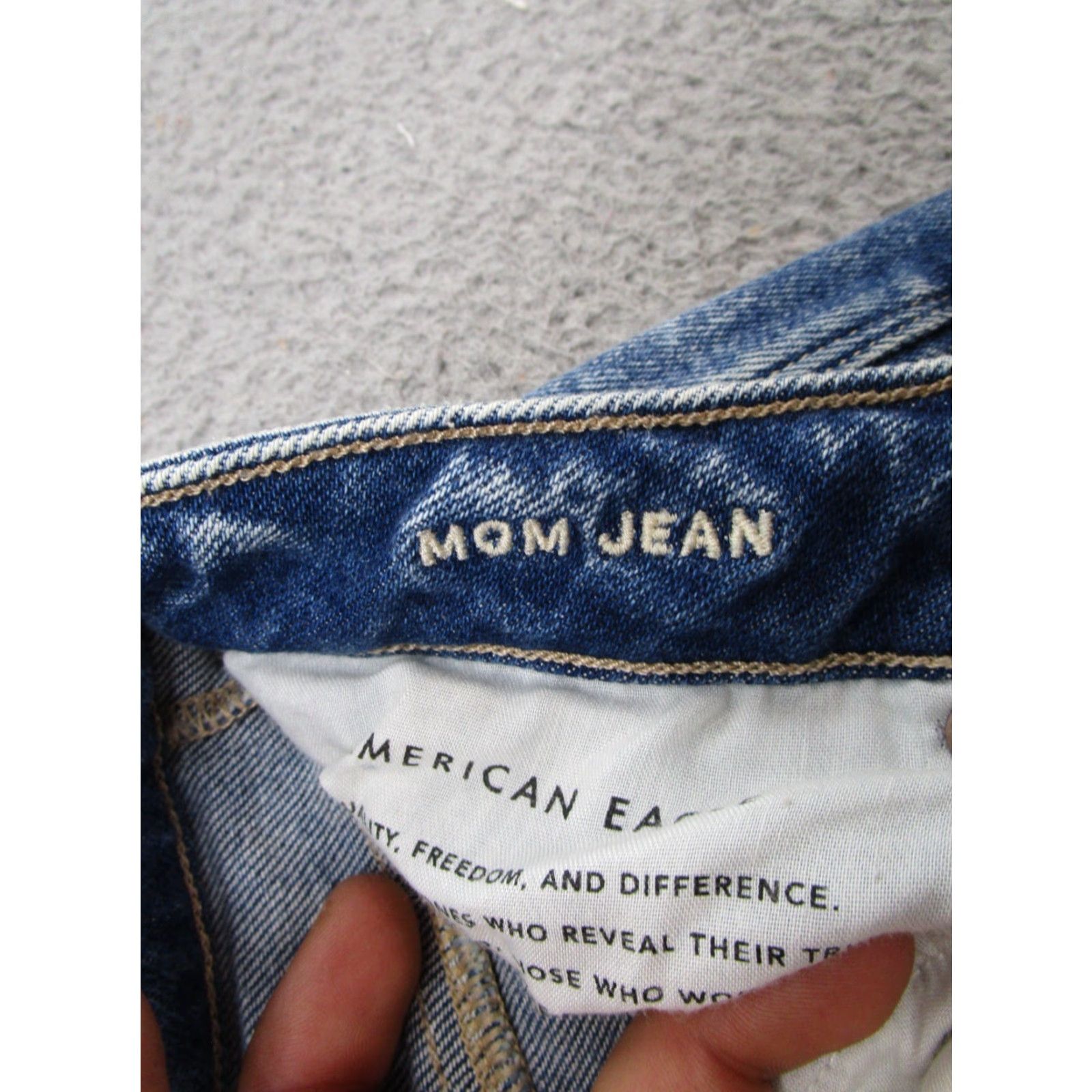 American Eagle Outfitters American Eagle Outfitters High Rise Distressed Denim Mom Jeans Women's Size 4 Regular Blue 90s Style Mens, Womens Size 27" / US 4 / IT 40 - 5 Thumbnail