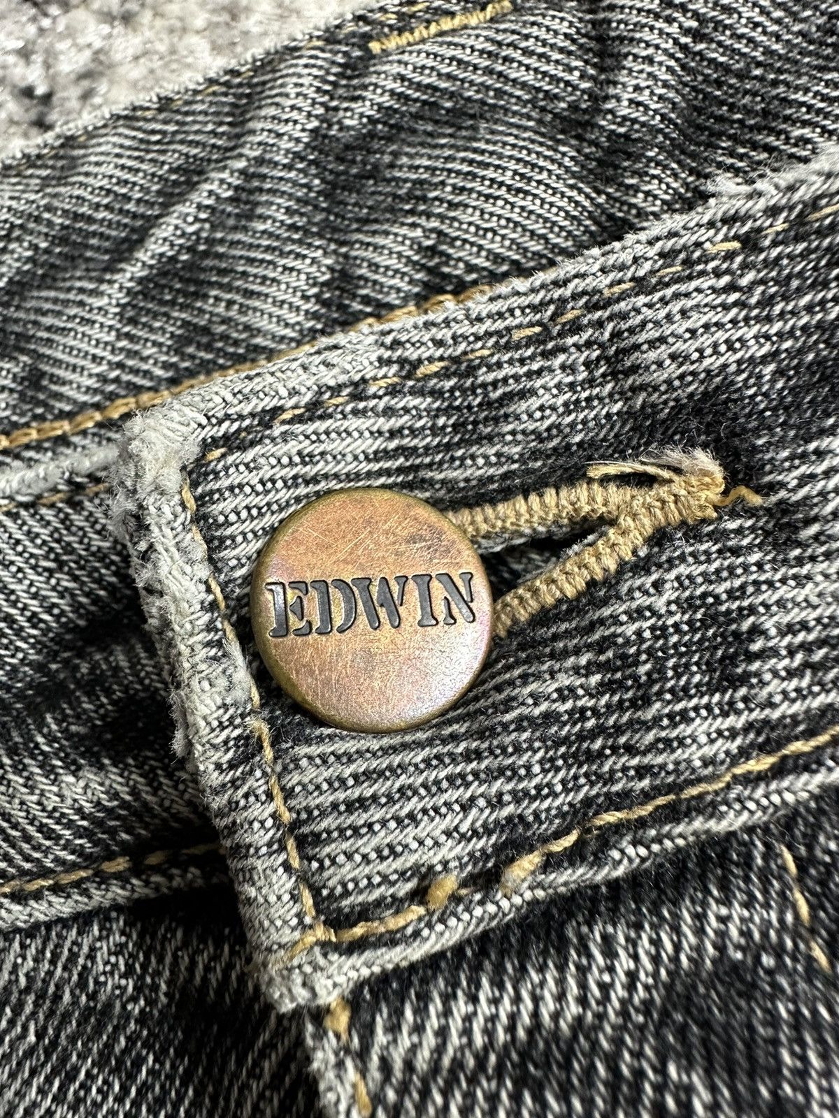 Edwin EDWIN Made in Japan Vintage StreetWear Rare Y2K Denim Pants Size US 33 - 7 Thumbnail