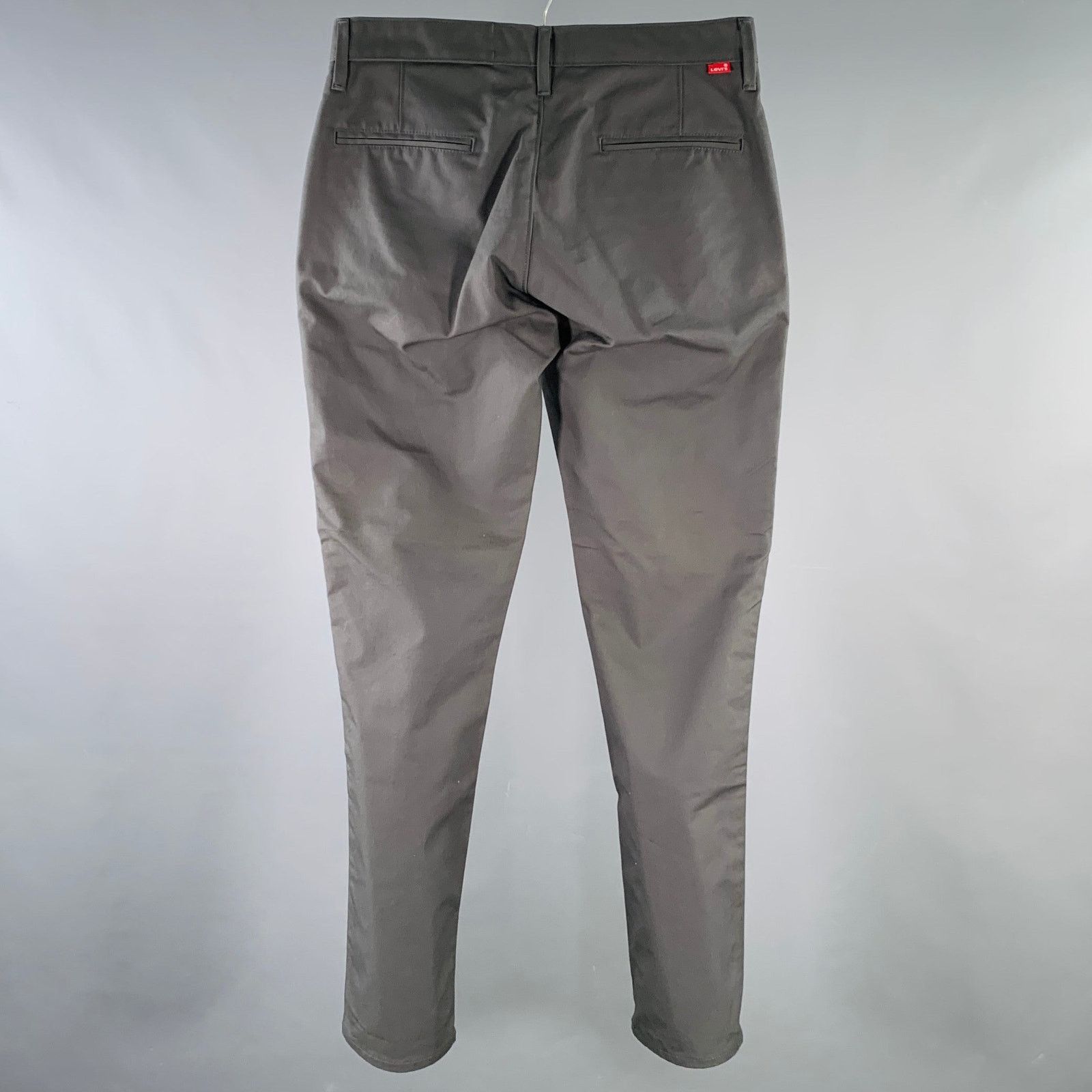 Levi's LEVI STRAUSS Grey Charcoal Cotton Flat Front Casual Pants Size US 32 / EU 48 - 2 Thumbnail