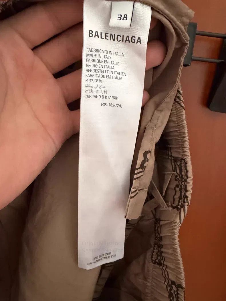 Balenciaga Balenciaga All-over printed logo shorts Size US 38 / EU 54 - 4 Thumbnail