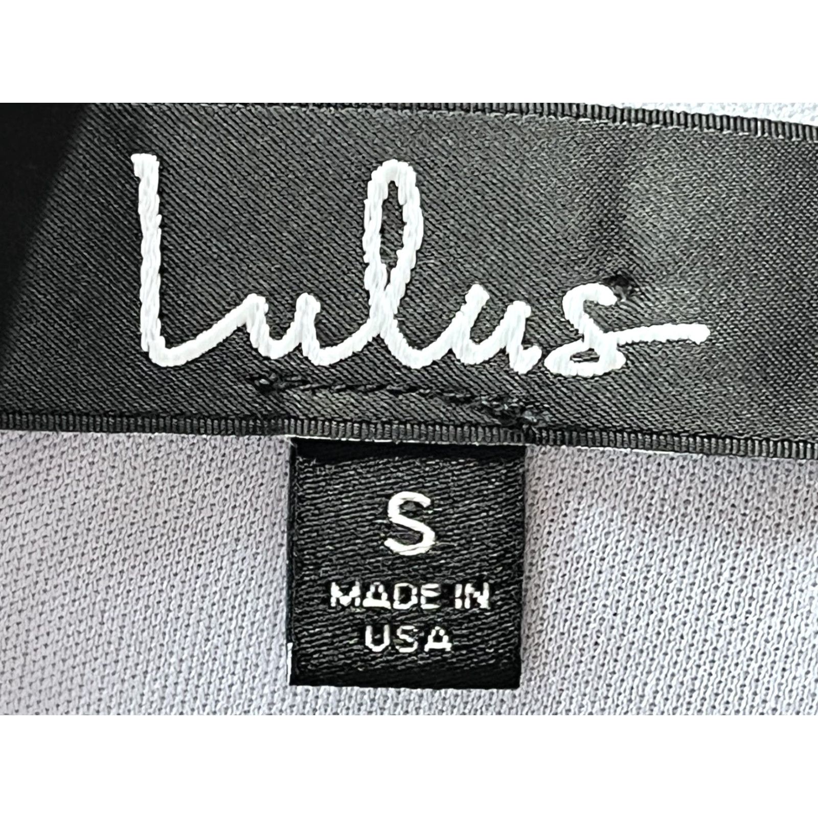 Lulus Lulus Maxi Dress Floral Denim Blue Off-Shoulder Long Sleeve V-Neck Zip Empire Waist Summer Party/Cocktail Women Sz S Size S / US 4 / IT 40 - 7 Thumbnail