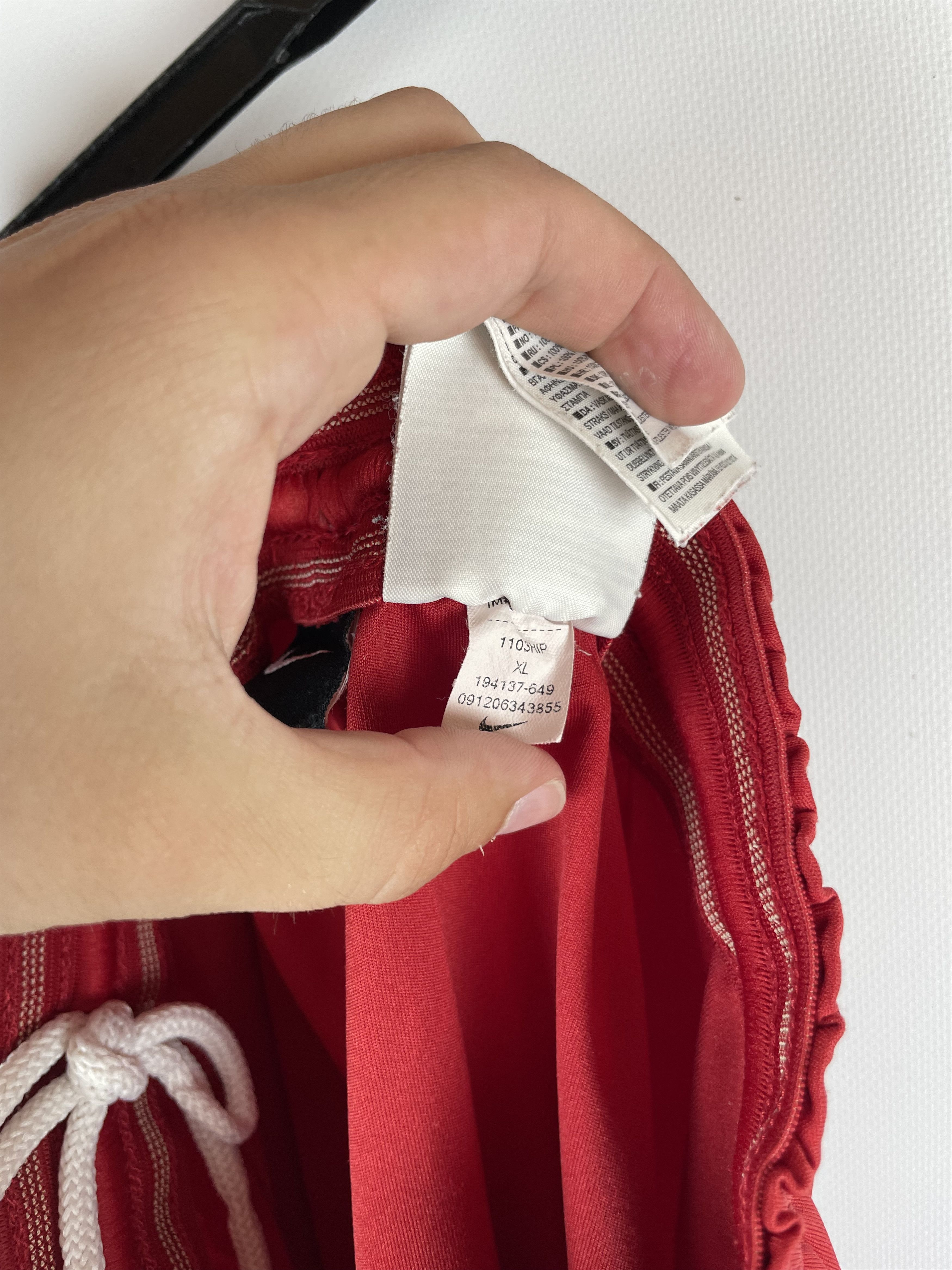 Nike Mens Vintage Nike shorts Y2k Size US 36 / EU 52 - 6 Thumbnail