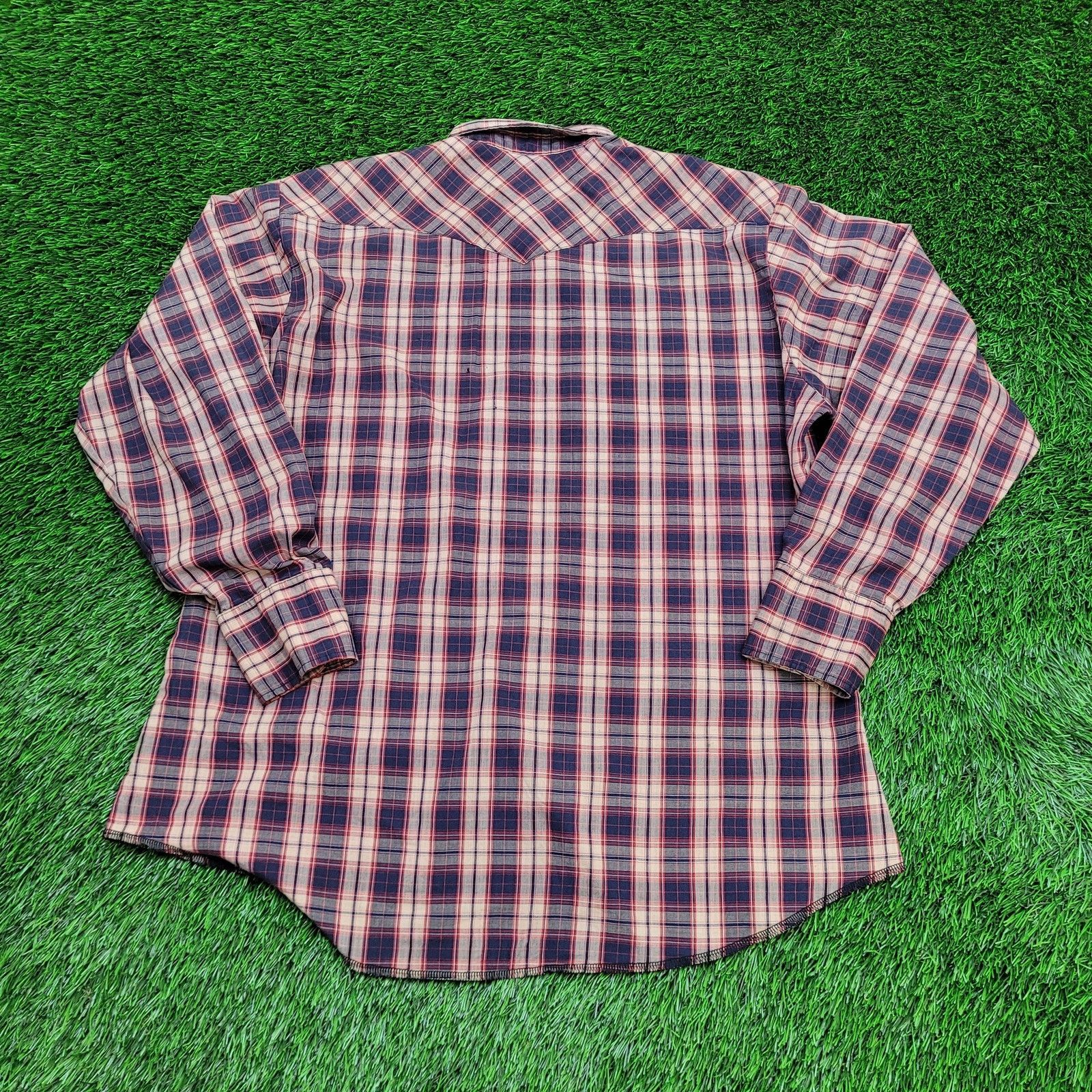 Wrangler VTG Wrangler Western Pearl Snap Shirt XL Shadow Plaid USA Size US XL / EU 56 / 4 - 7 Thumbnail