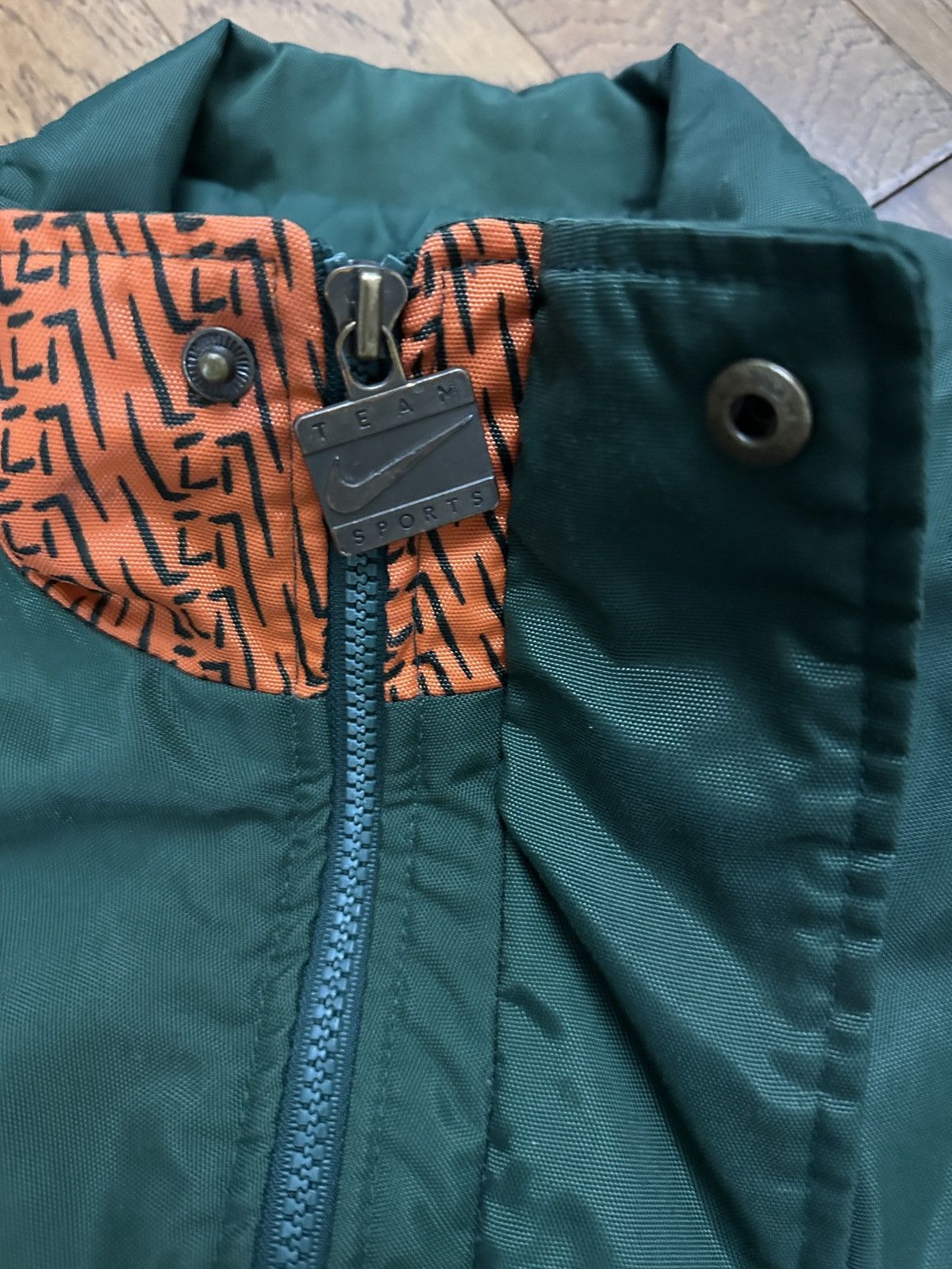 Nike Rare Vintage 90s U Miami Nike Green Coat Jacket Size XL Size US XL / EU 56 / 4 - 6 Thumbnail