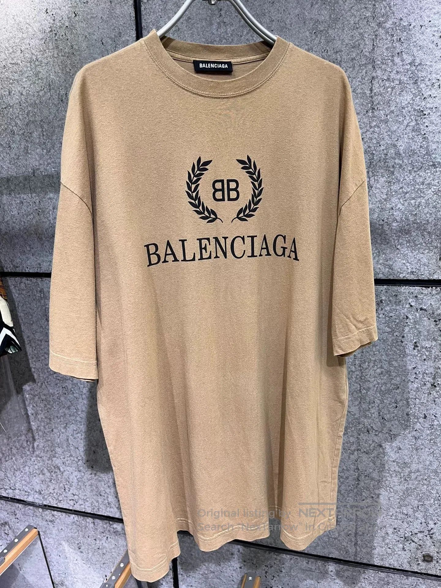 Balenciaga Balenciaga Khaki Wheat Short Sleeve S. Size US S / EU 44-46 / 1 - 1 Thumbnail