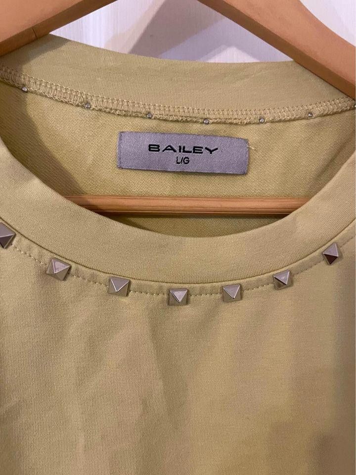 Designer Bailey Studded Mustard Tshirt Size L Size L / US 10 / IT 46 - 3 Thumbnail