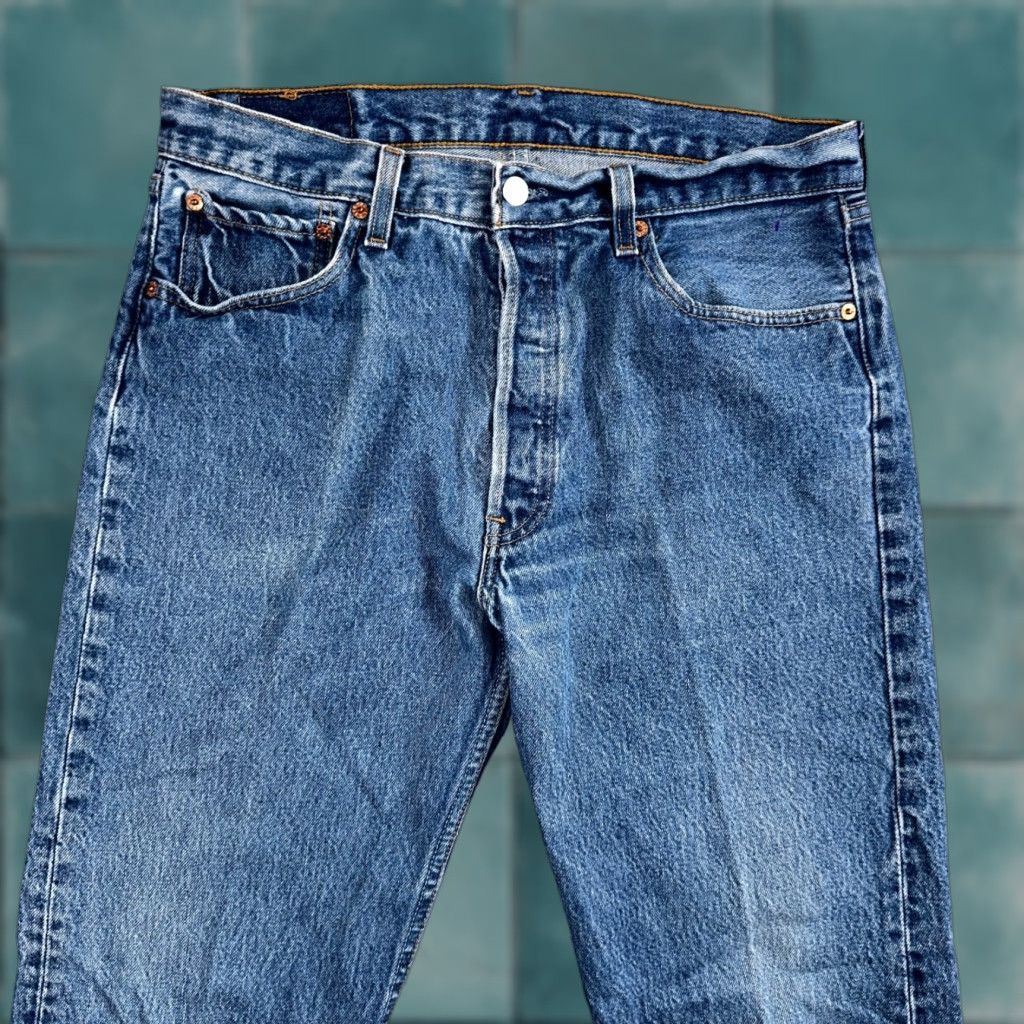 Levi's Levis 501 Vintage 90s USA XX Straight Leg Jeans Blue Med Wash 35x34 Act 33x30 Men Jeans Size US 35 - 1 Thumbnail