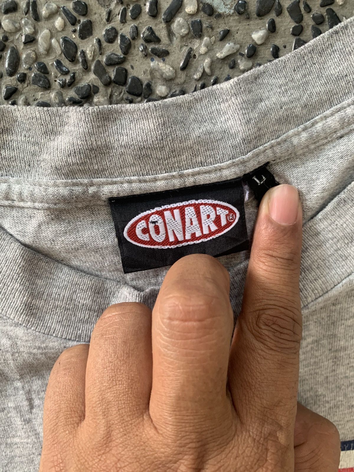 Vintage Vintage Conart USA Flag Graphics T shirt Size US L / EU 52-54 / 3 - 9 Thumbnail