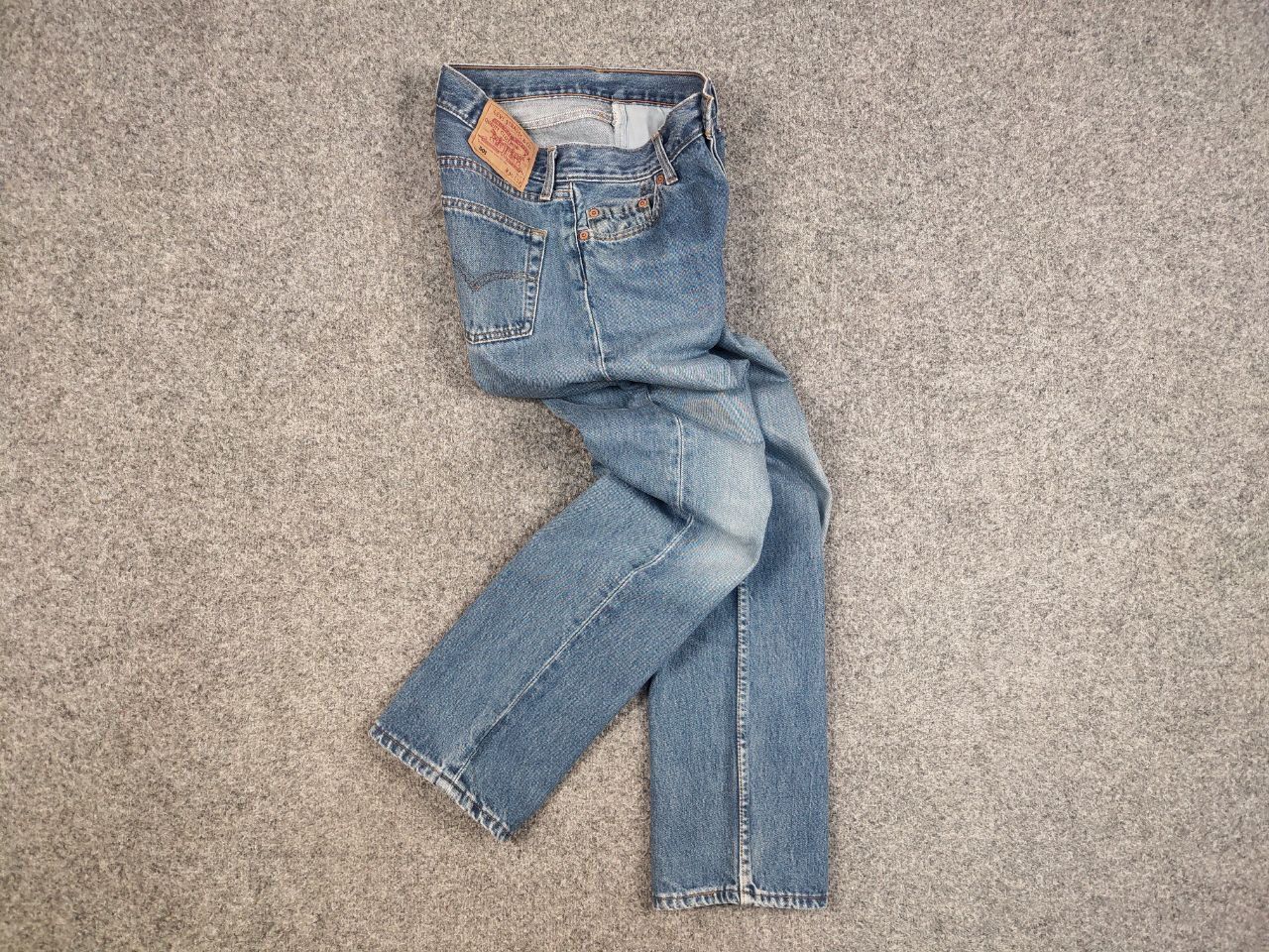 Levi's Vintage 90's levis 501 Classic Faded Denim Jeans USA Style Size US 30 / EU 46 - 13 Thumbnail
