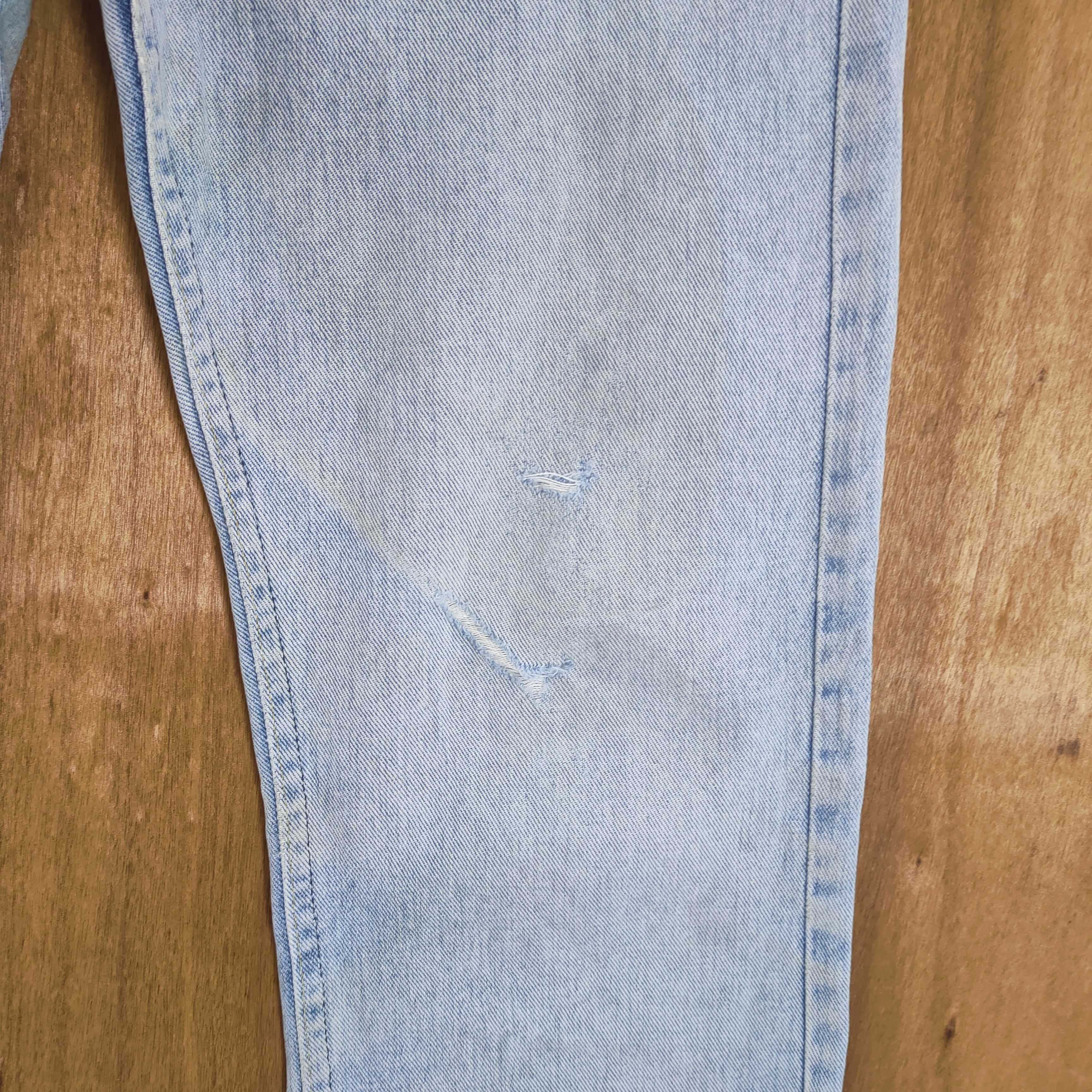 Vintage VINTAGE LEE USA LIGHT BLUE DISTRESSED JEANS PANTS Size US 32 / EU 48 - 8 Thumbnail