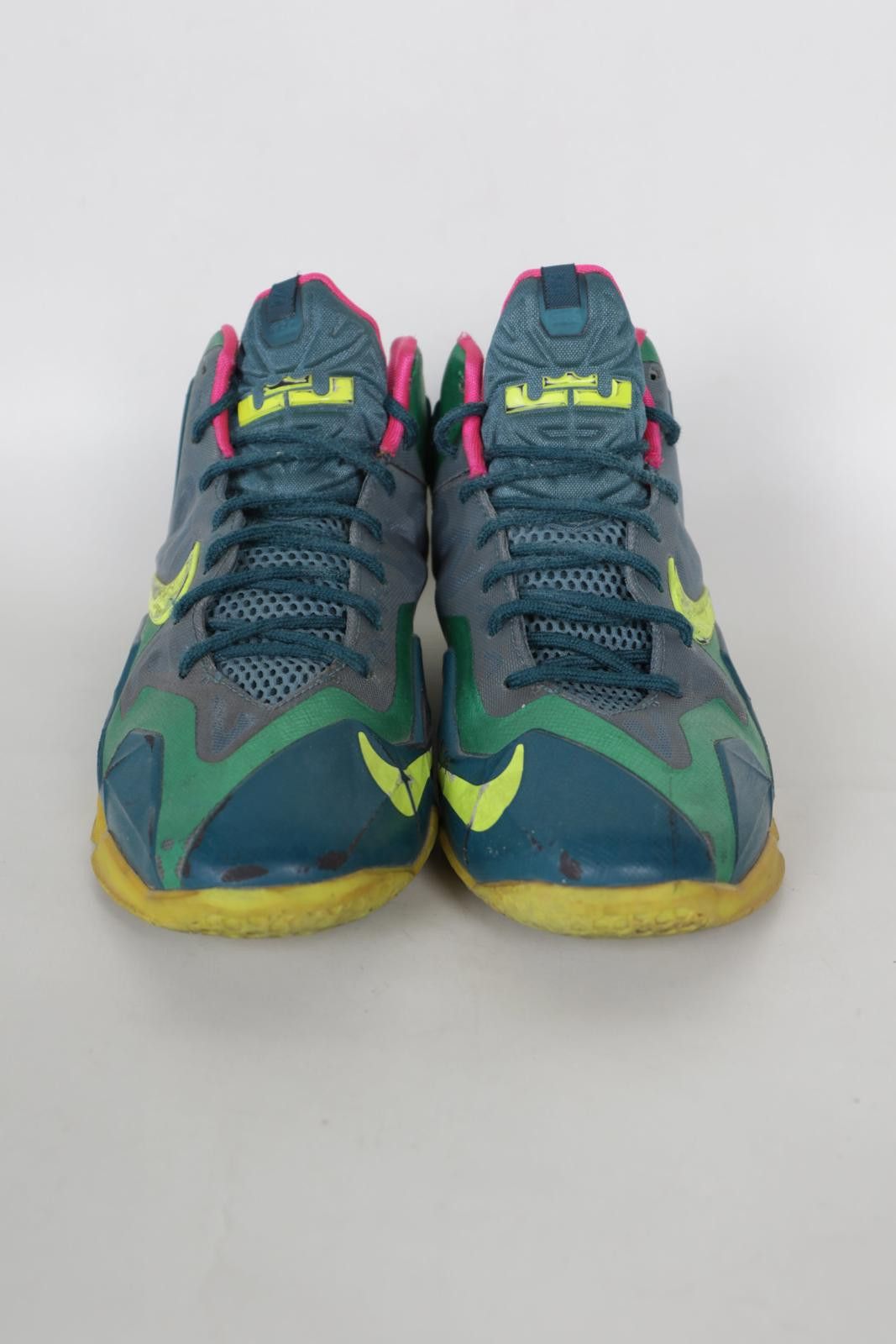 Nike 2013' Nike LeBron 11 T-Rex Basketball Shoe Size US 7 / IT 37 - 2 Thumbnail