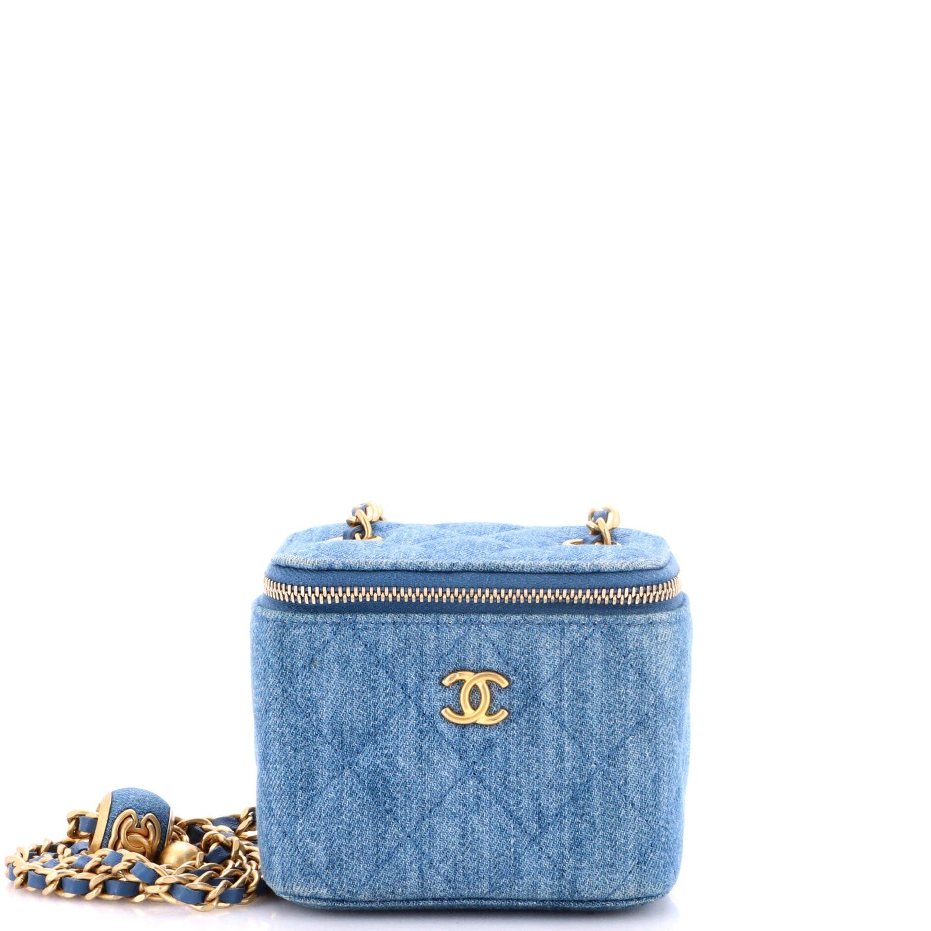 Chanel Pearl Crush Vanity Case with Chain Size ONE SIZE - 1 Thumbnail